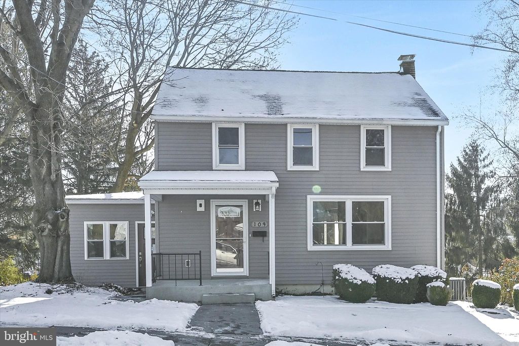 Photo of 104 Locust Street, ANNVILLE, PA 17003 (MLS # PALN2023998)