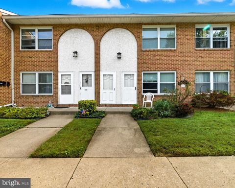 Condo For Sale - 308 Winding Way<br/> Gloucester County, WESTVILLE, NJ 08093