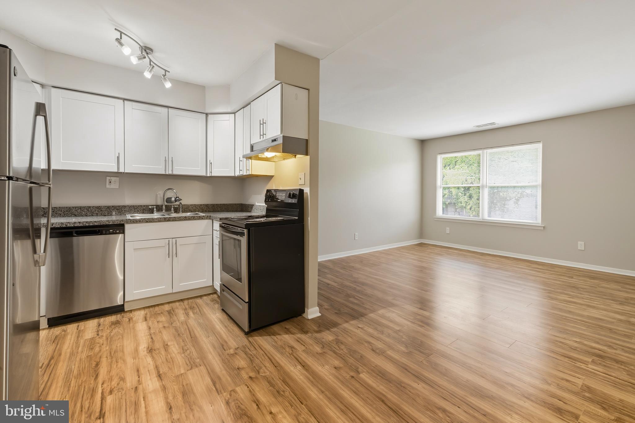 308 WINDING WAY