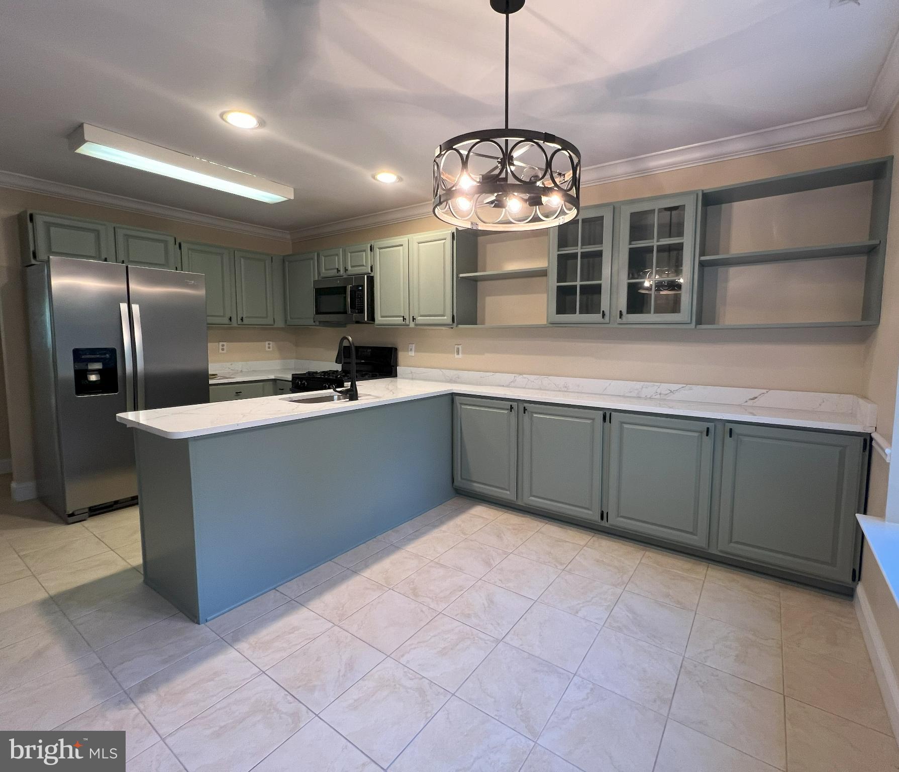 BLUE BELL WOODS - Residential Lease