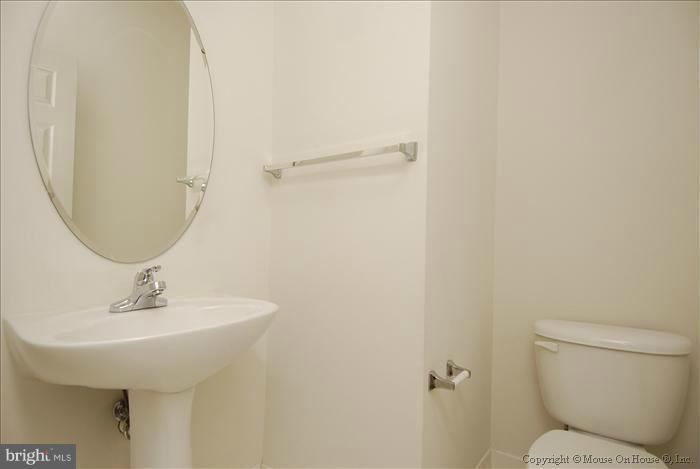 MOUNT VERNON MEADOWS - Residential Lease