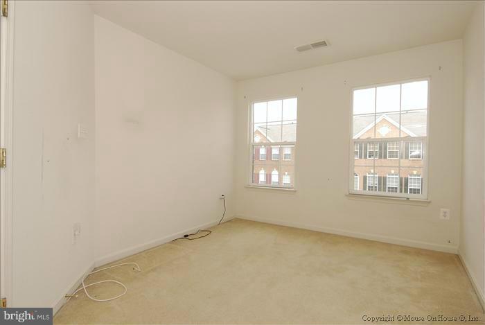 MOUNT VERNON MEADOWS - Residential Lease