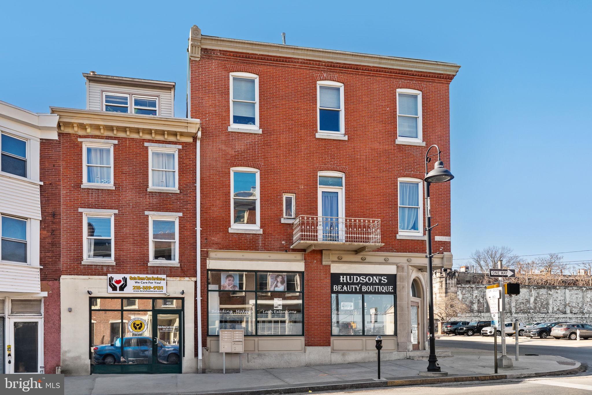 423-425 DEKALB STREET