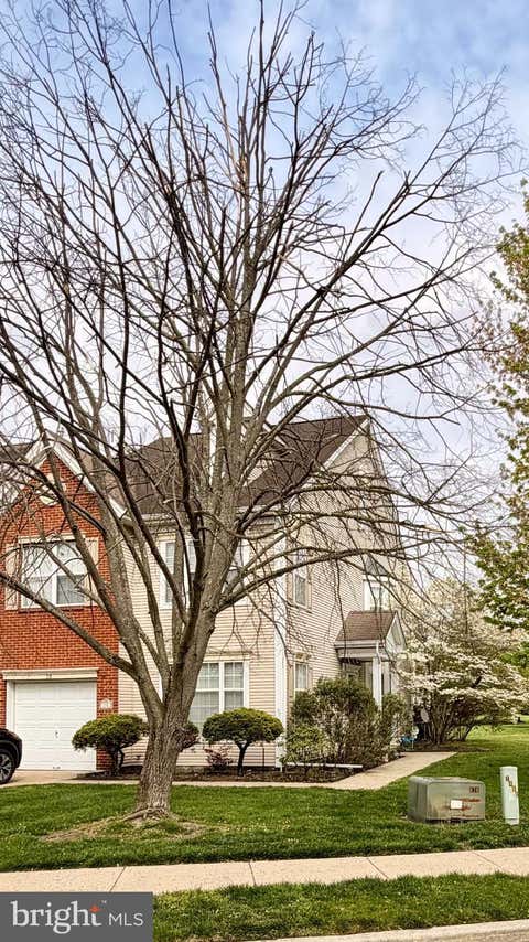 Townhouse For Sale - 28 William Penn Circle<br/> MEDFORD, NJ 08055