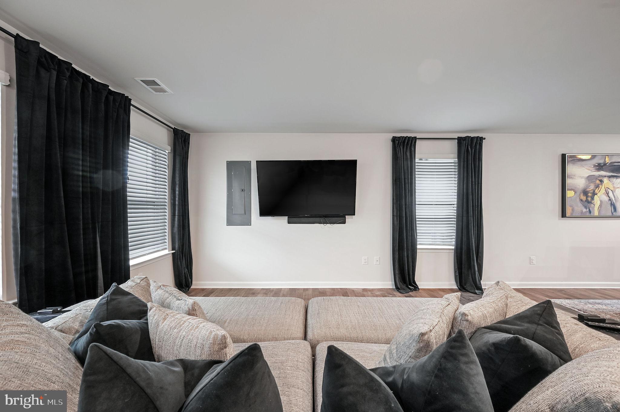 SIMPSONS CROSSING - Residential