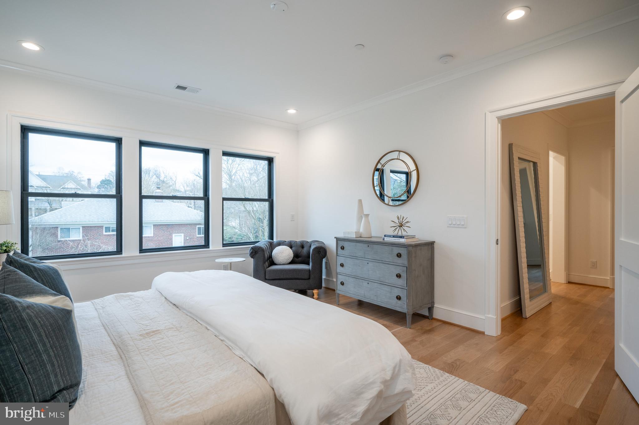 OAKWOOD KNOLLS - Residential