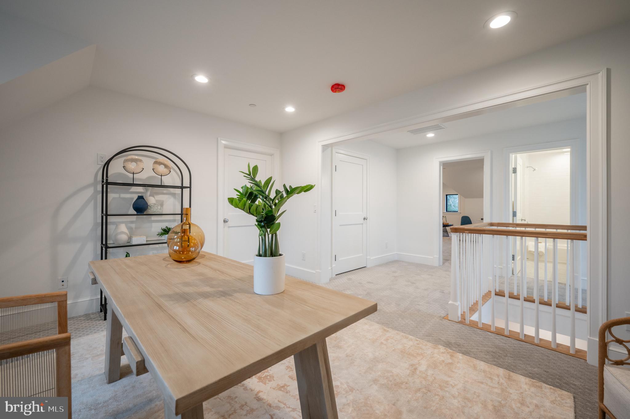 OAKWOOD KNOLLS - Residential