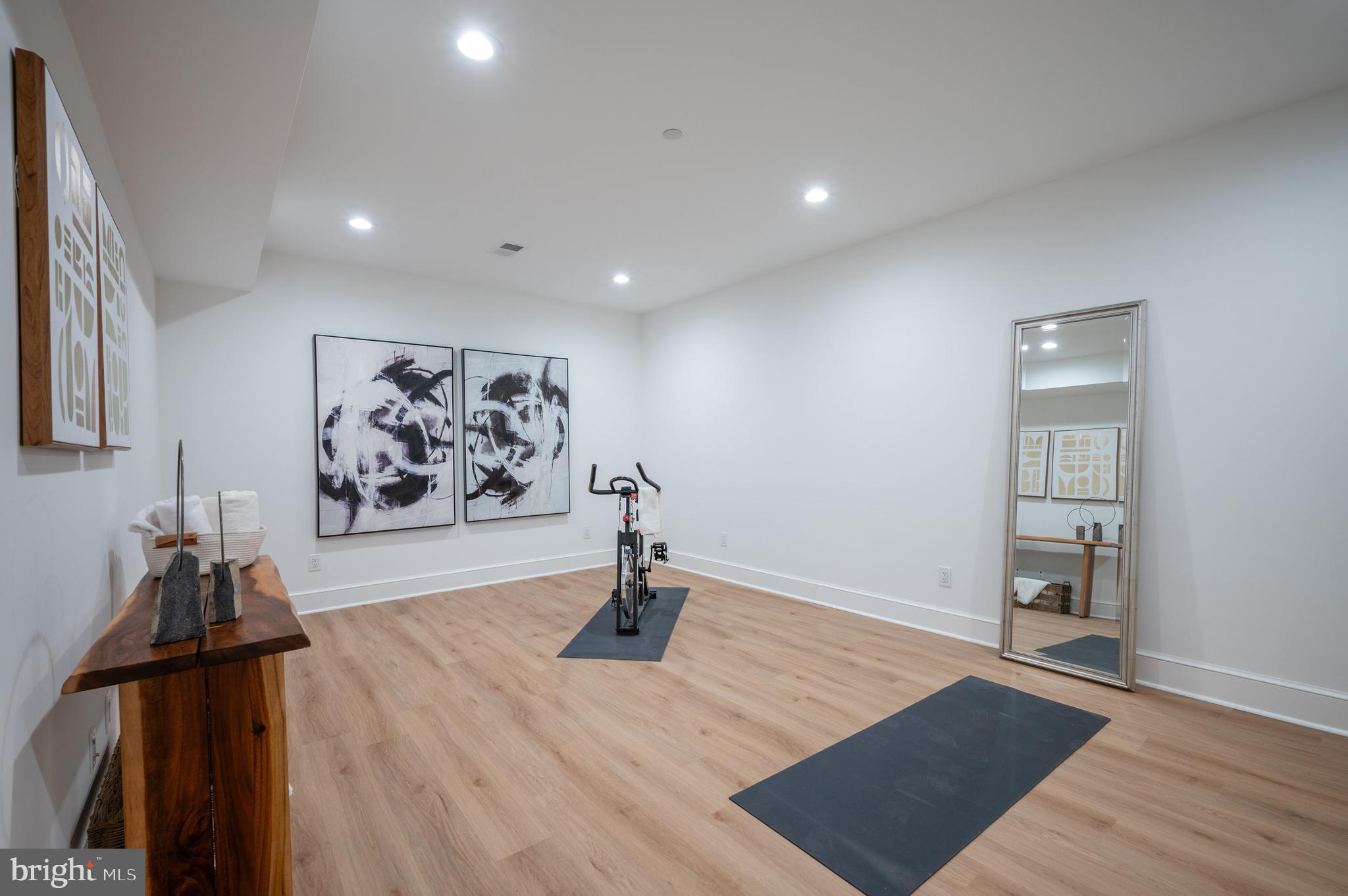 OAKWOOD KNOLLS - Residential