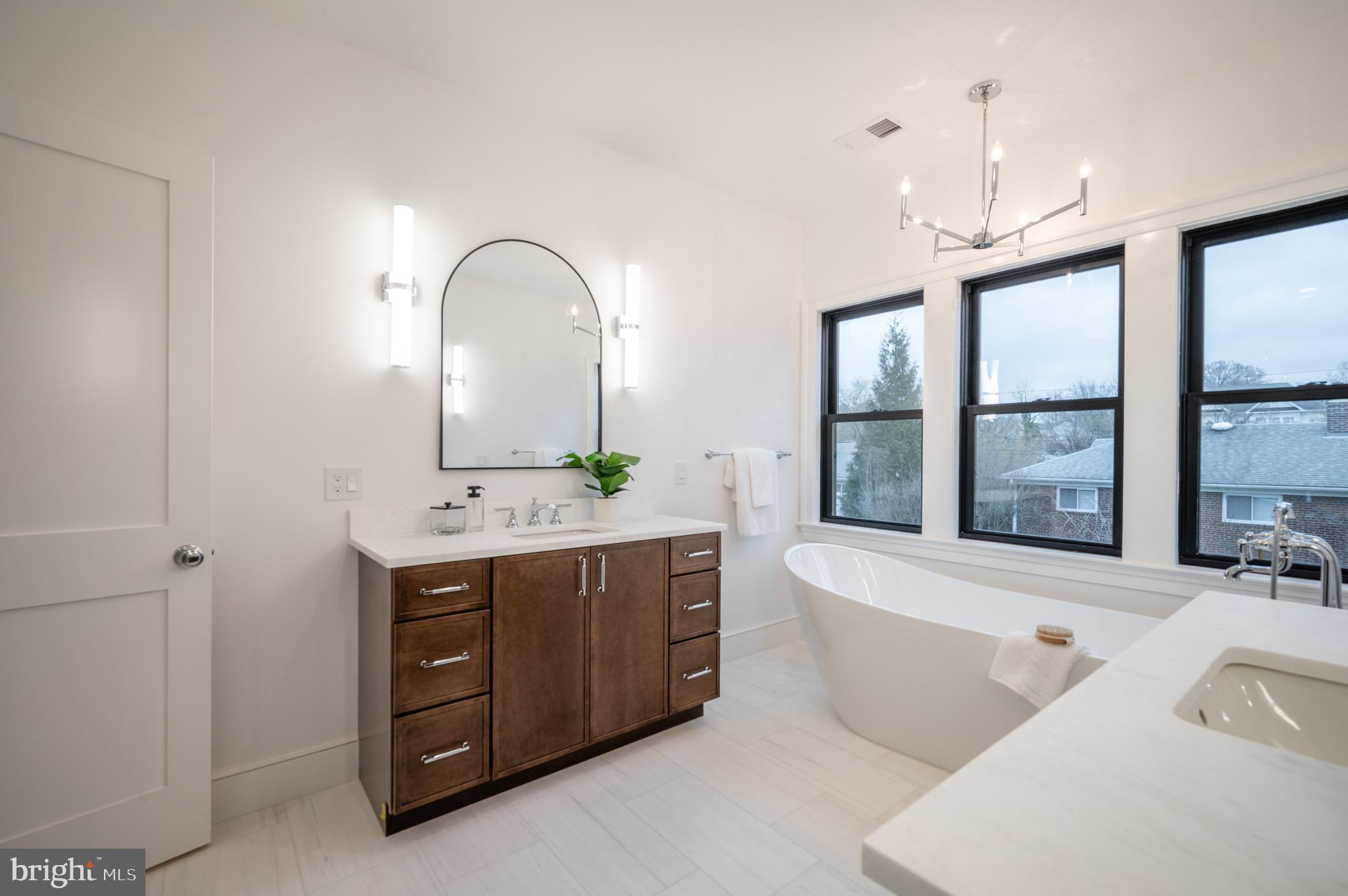 OAKWOOD KNOLLS - Residential