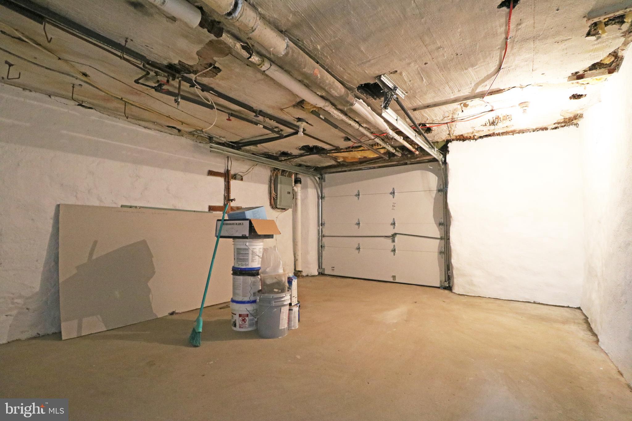 COBBS CREEK - Residential