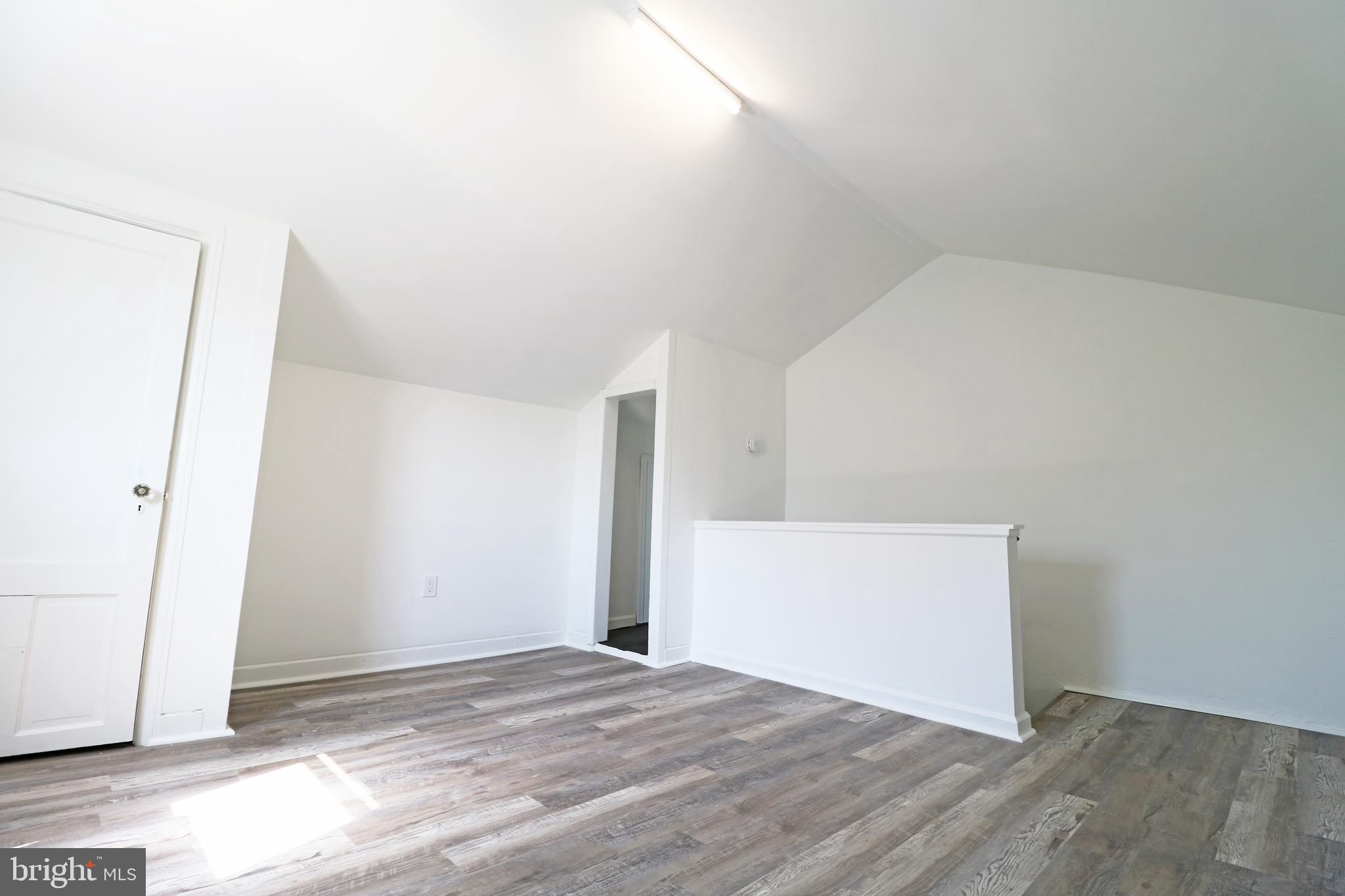 COBBS CREEK - Residential