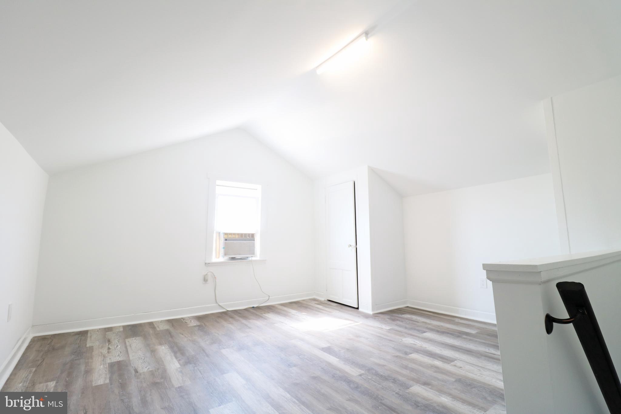 COBBS CREEK - Residential