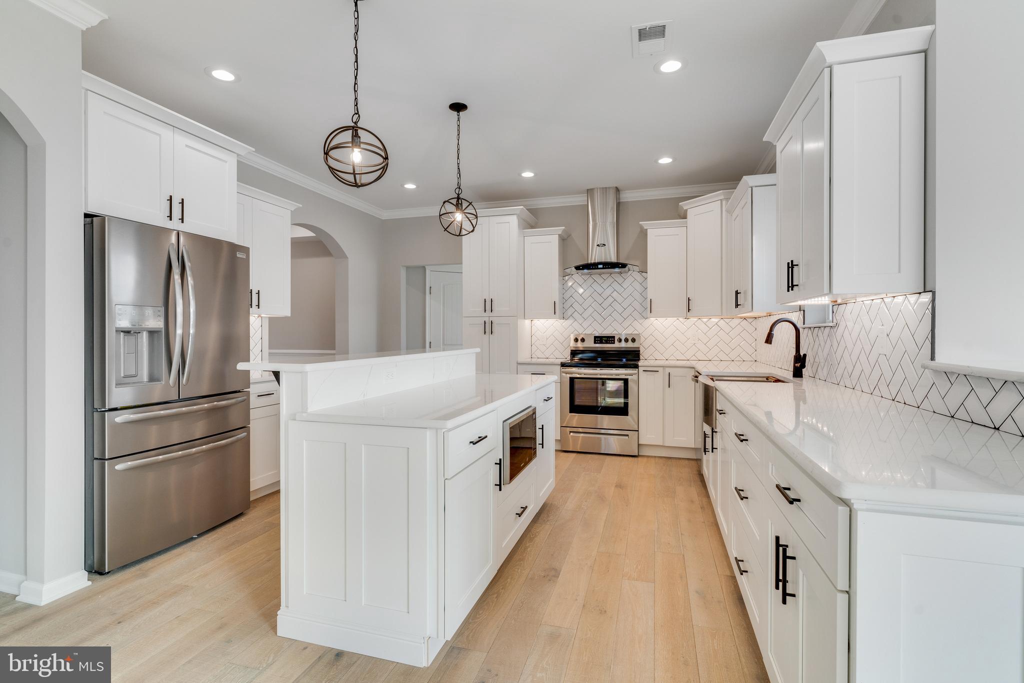186 BYBERRY RD.