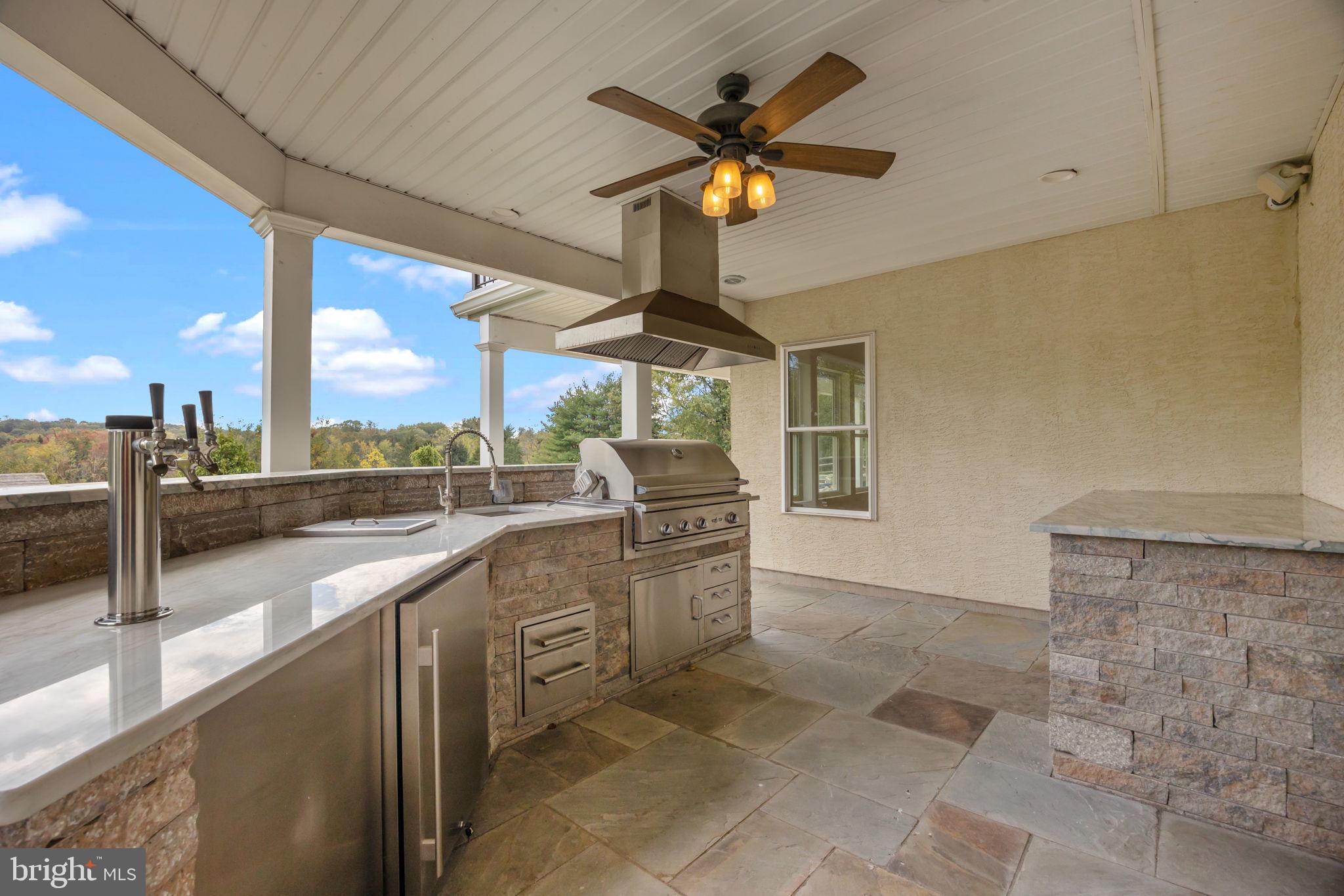 PINEVILLE - Residential