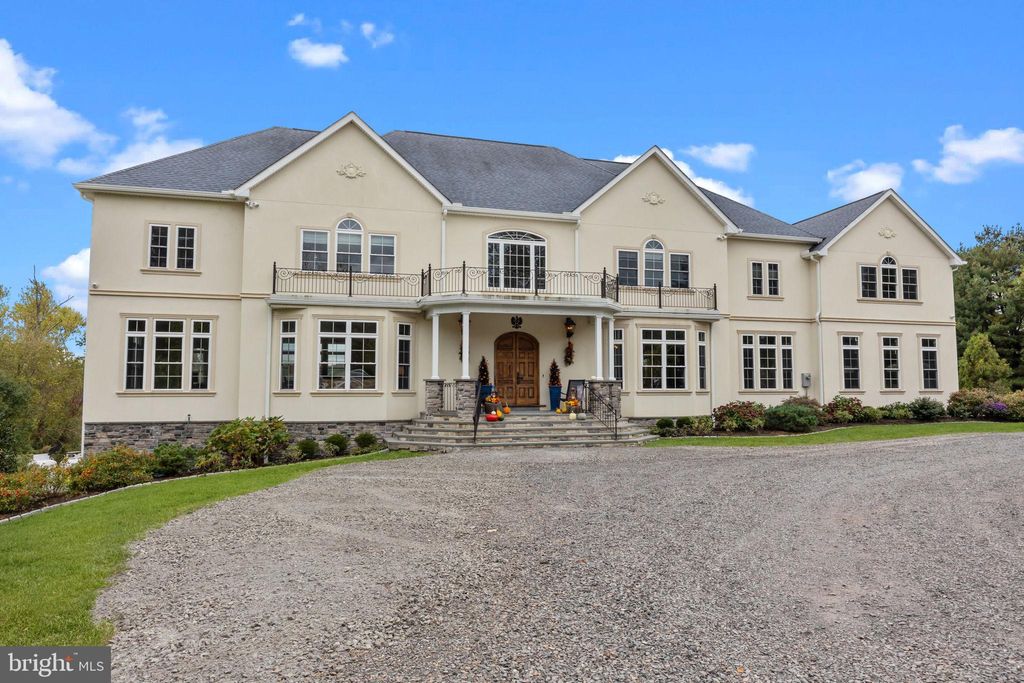 Photo of 274 Pineville Road, NEWTOWN, PA 18940 (MLS # PABU2114976)