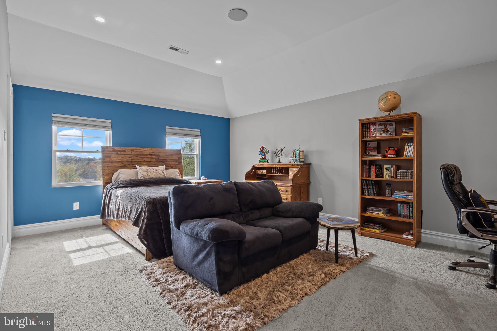 PINEVILLE - Residential