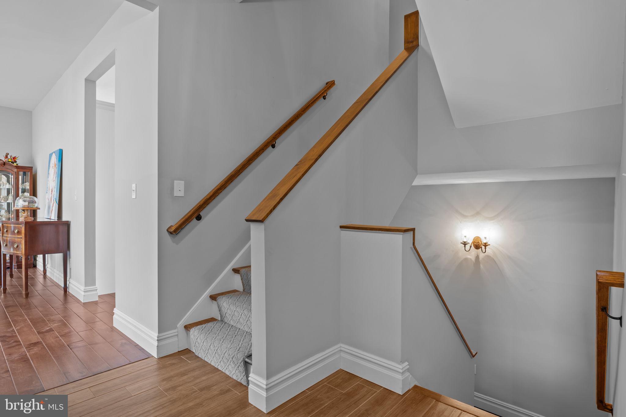 PINEVILLE - Residential