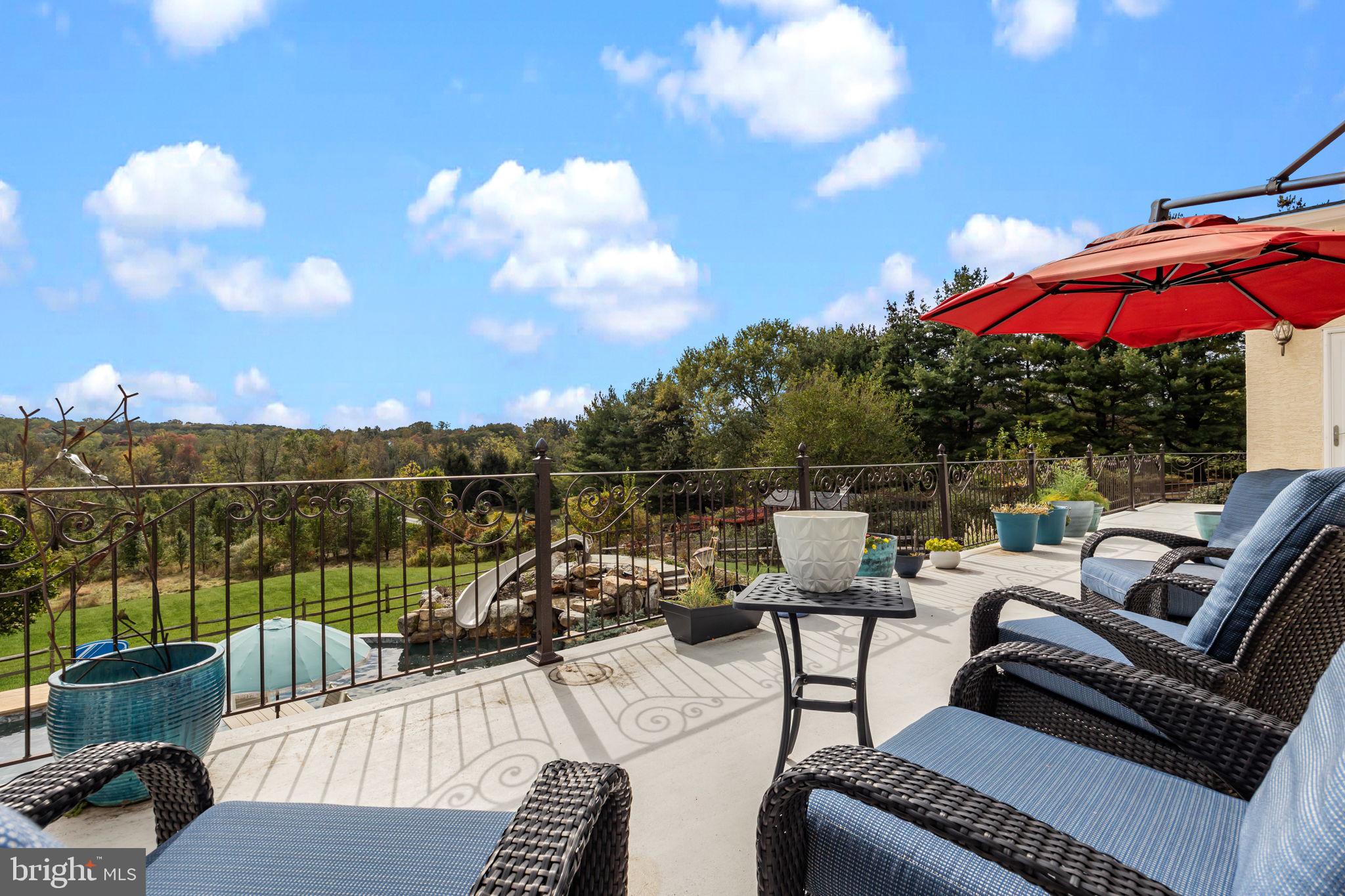 PINEVILLE - Residential