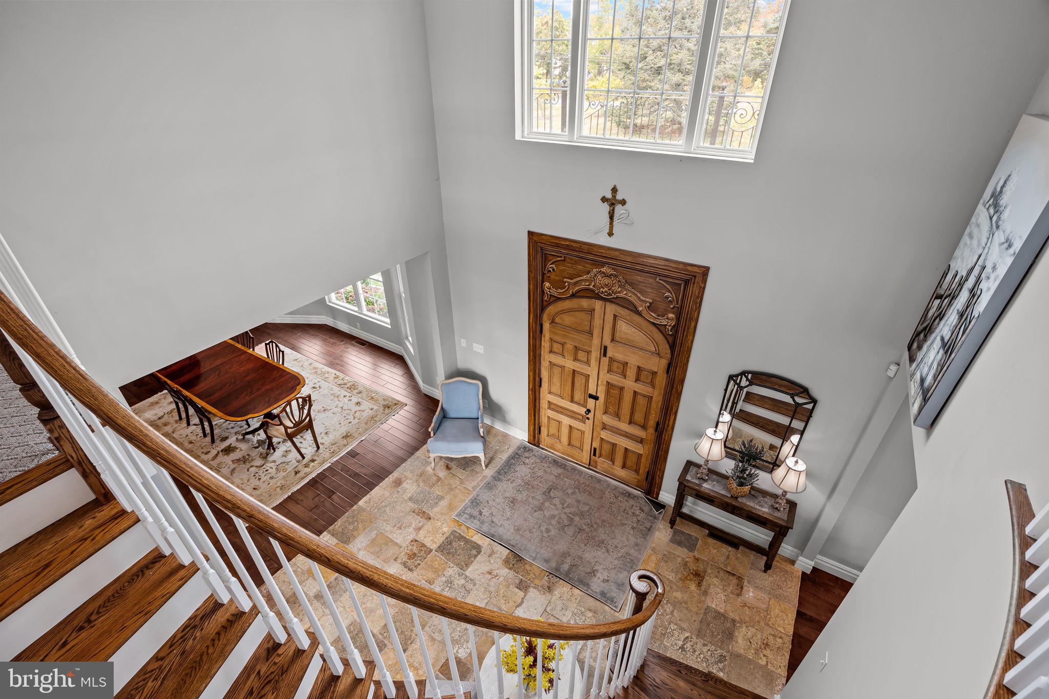 PINEVILLE - Residential