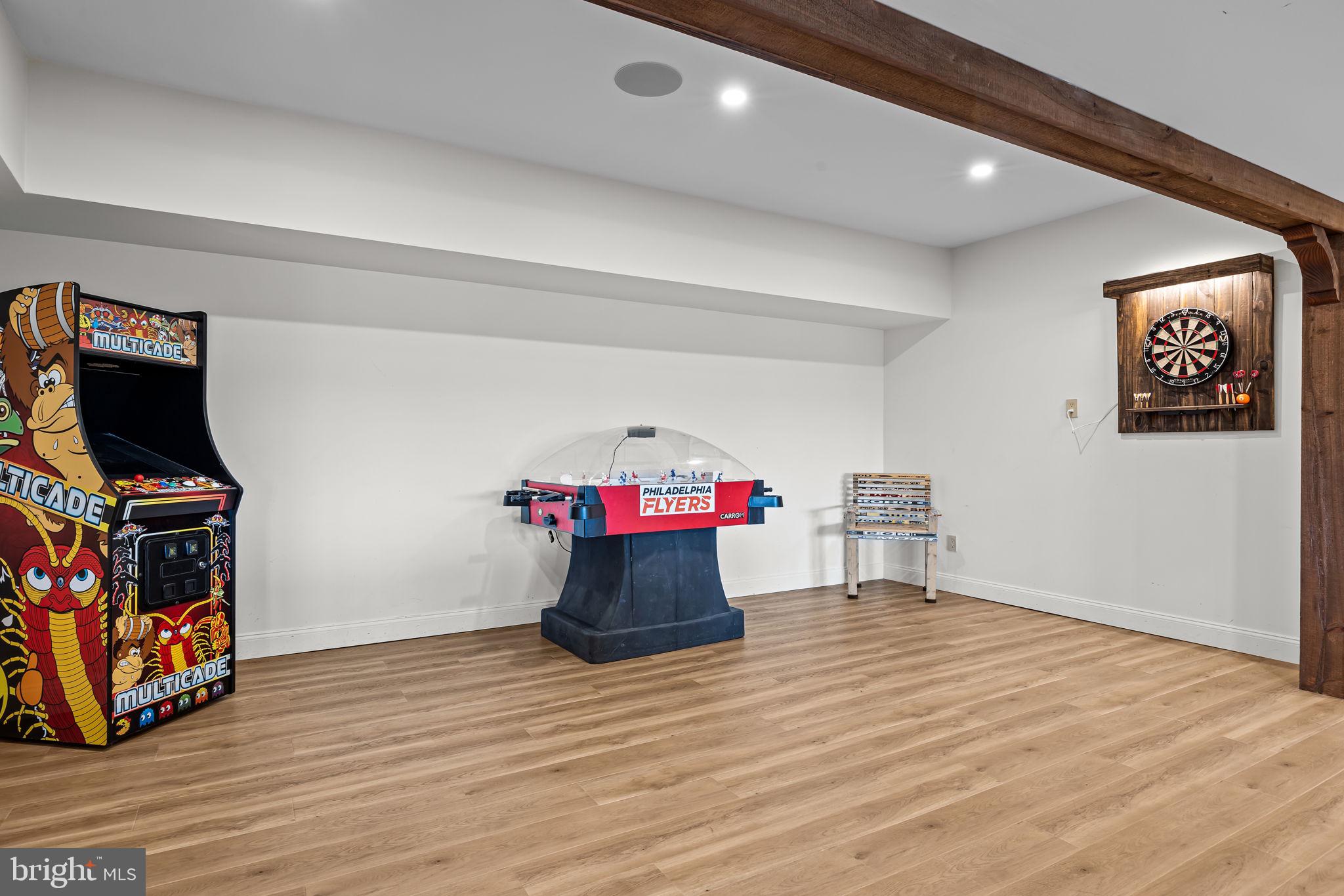 PINEVILLE - Residential