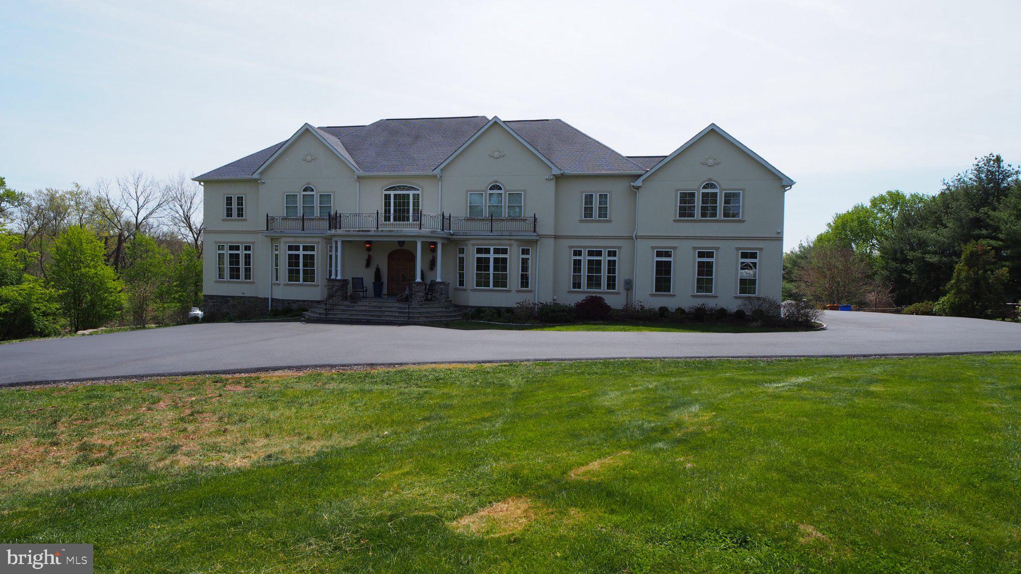 PINEVILLE - Residential