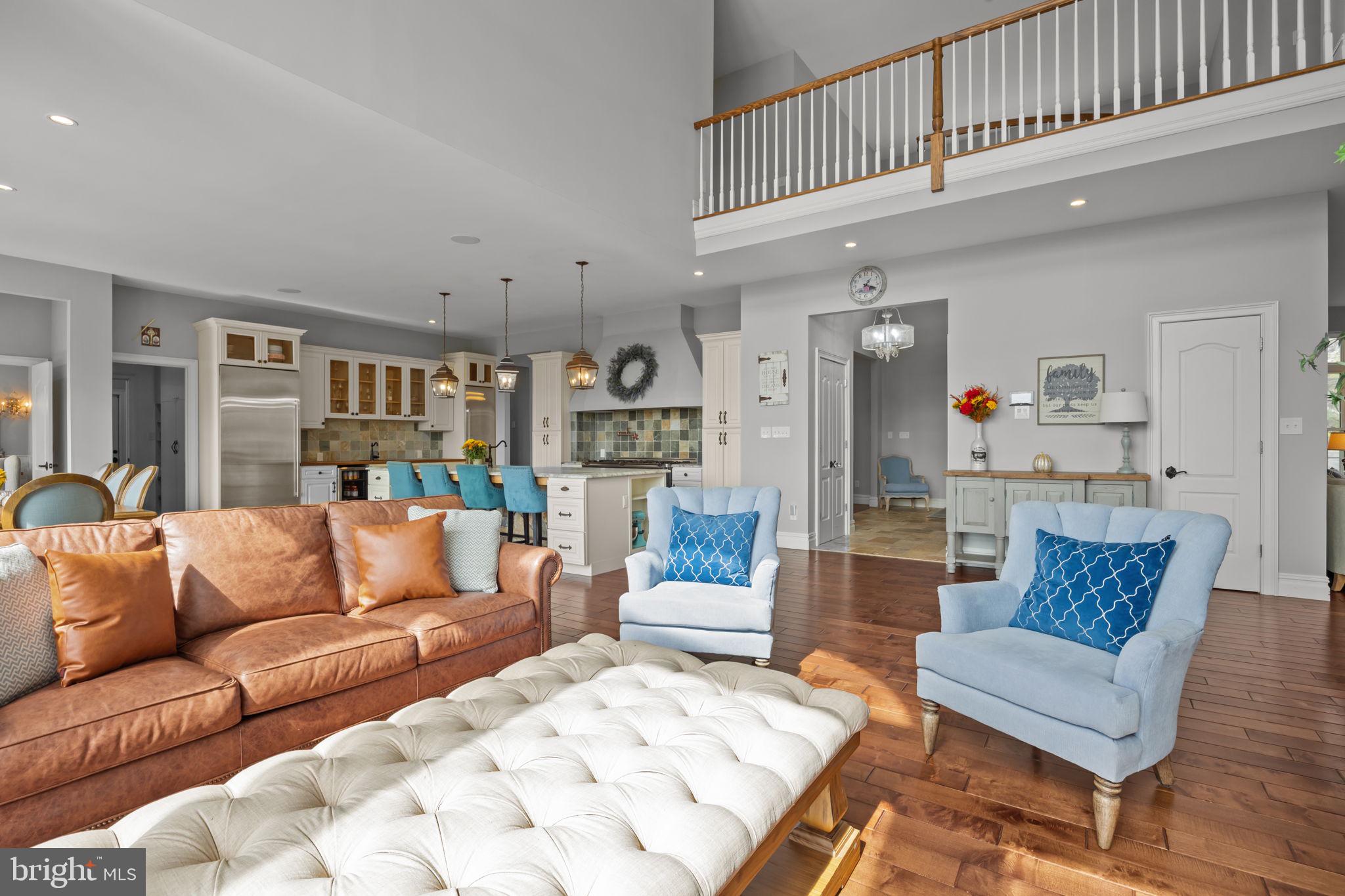 PINEVILLE - Residential