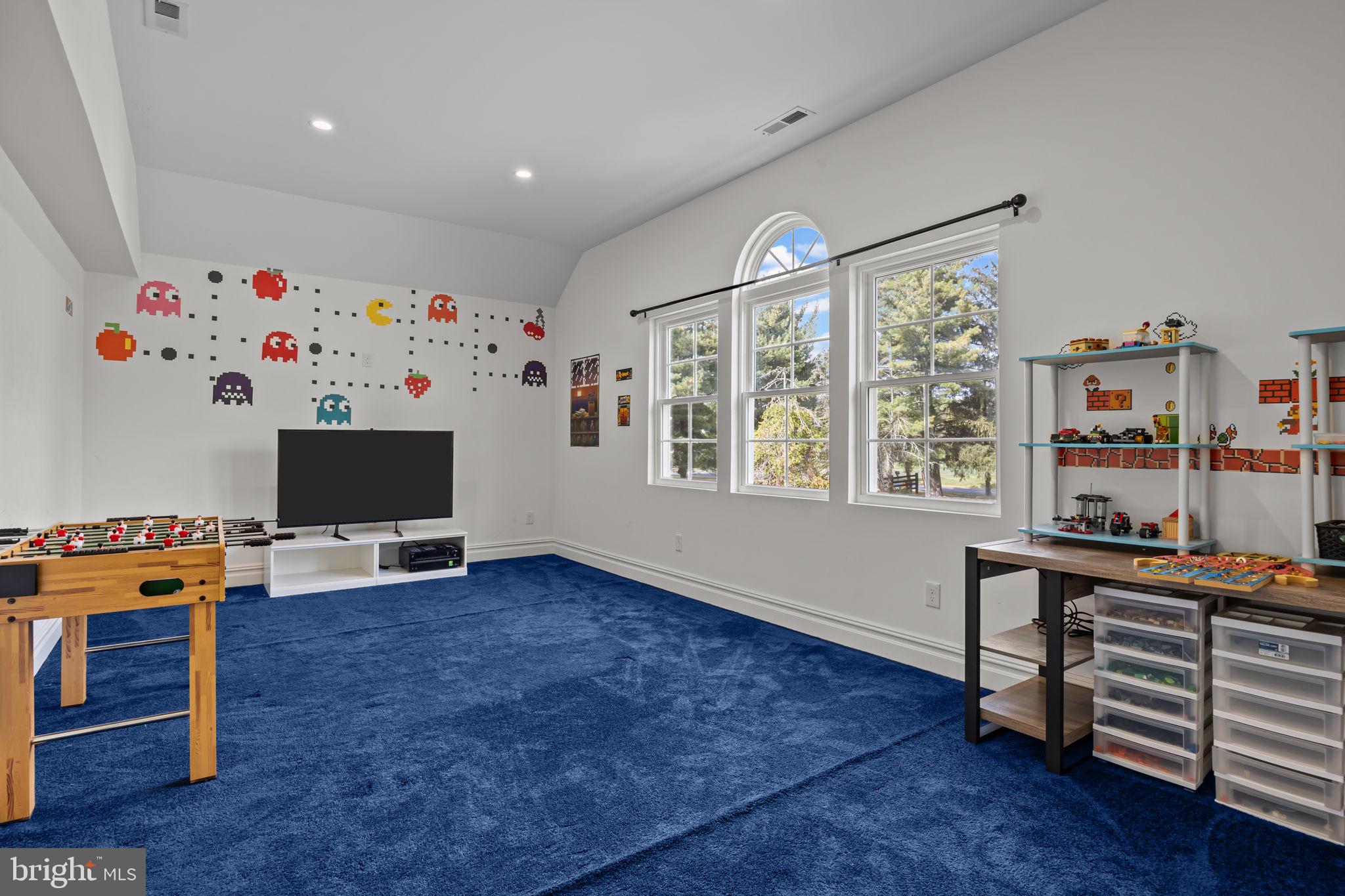 PINEVILLE - Residential