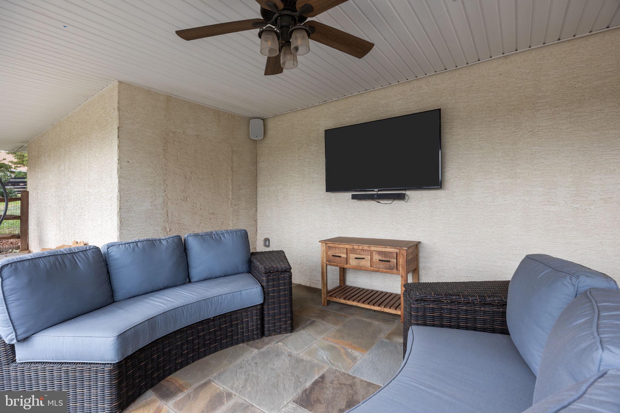 PINEVILLE - Residential