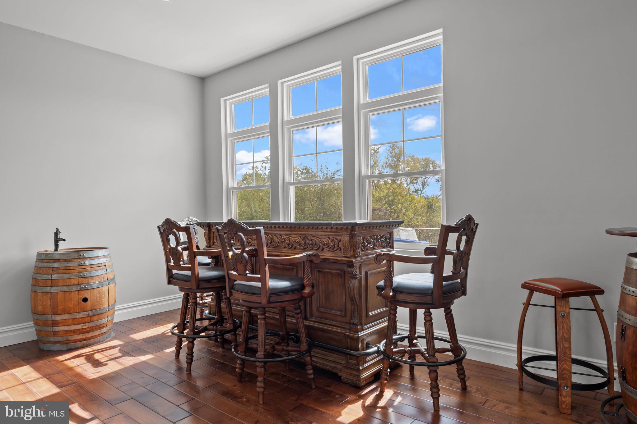 PINEVILLE - Residential