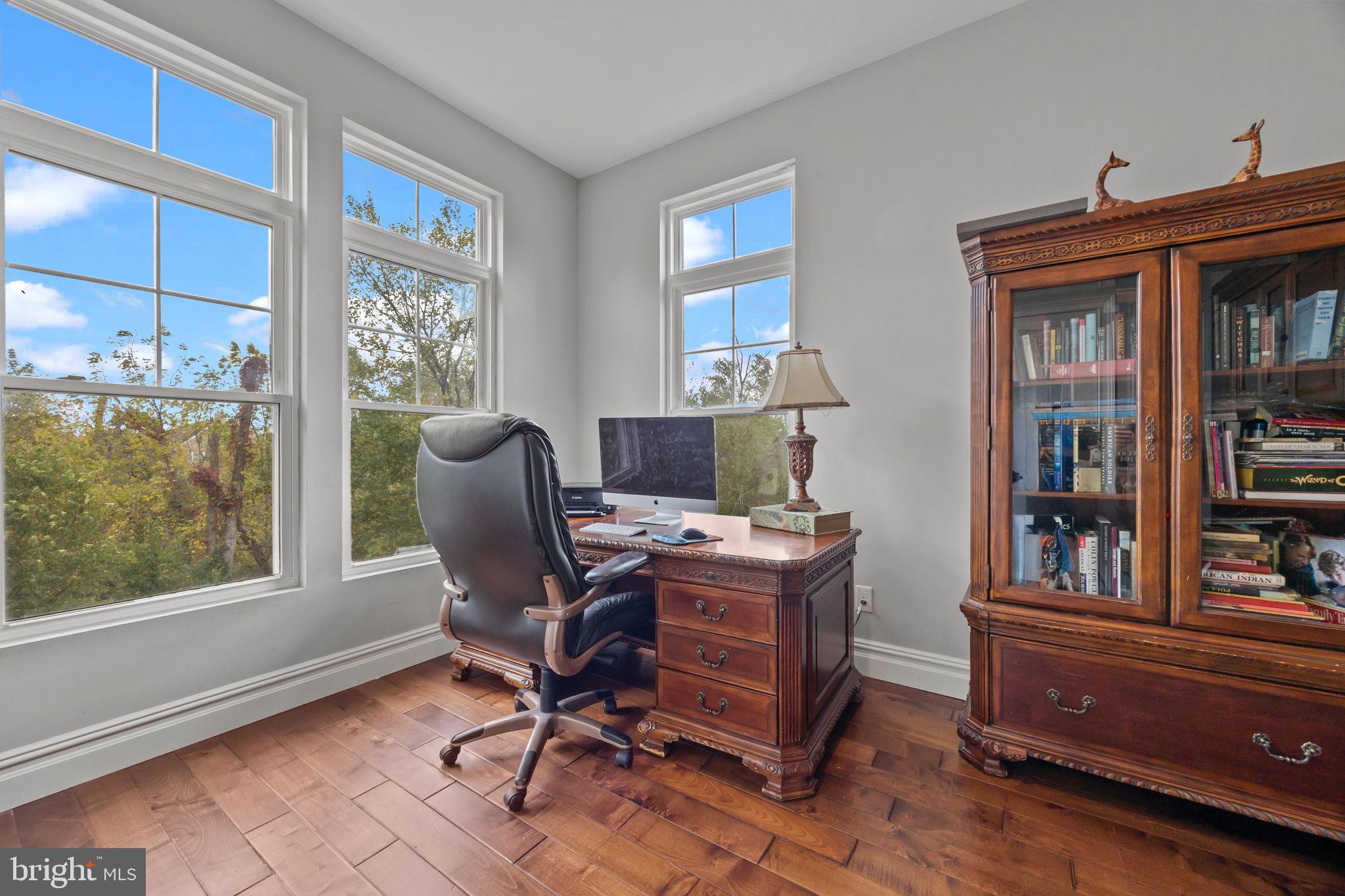 PINEVILLE - Residential