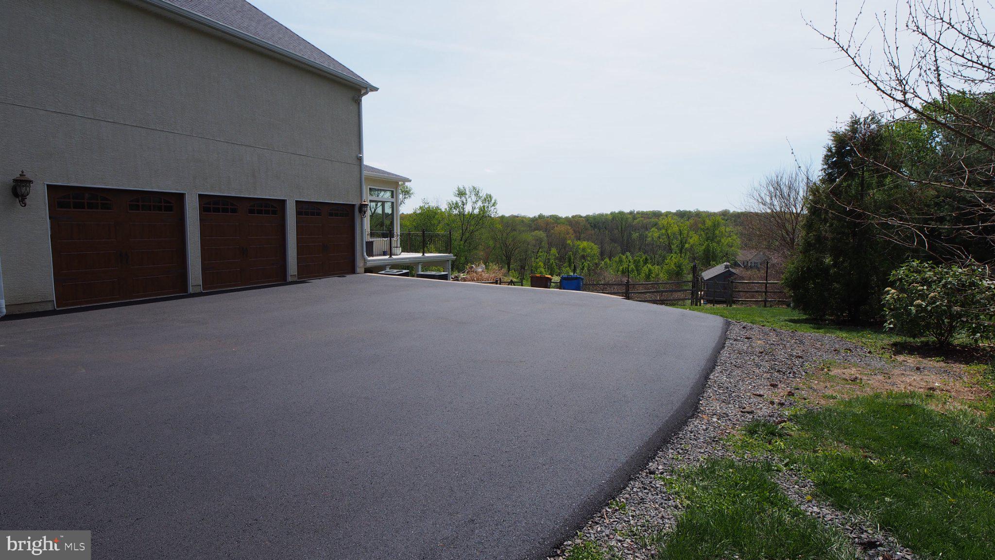 PINEVILLE - Residential