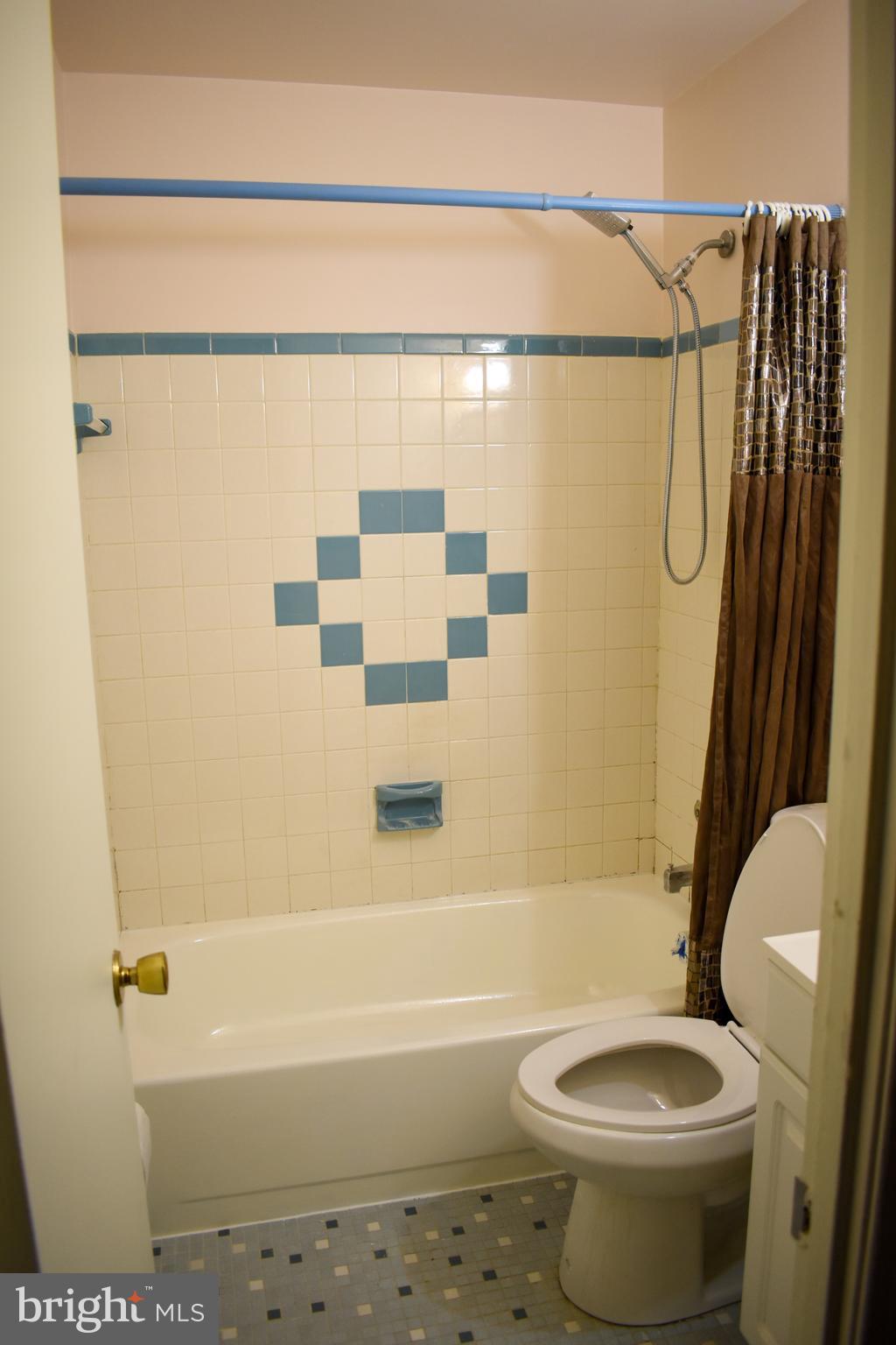 GLENARDEN - Residential