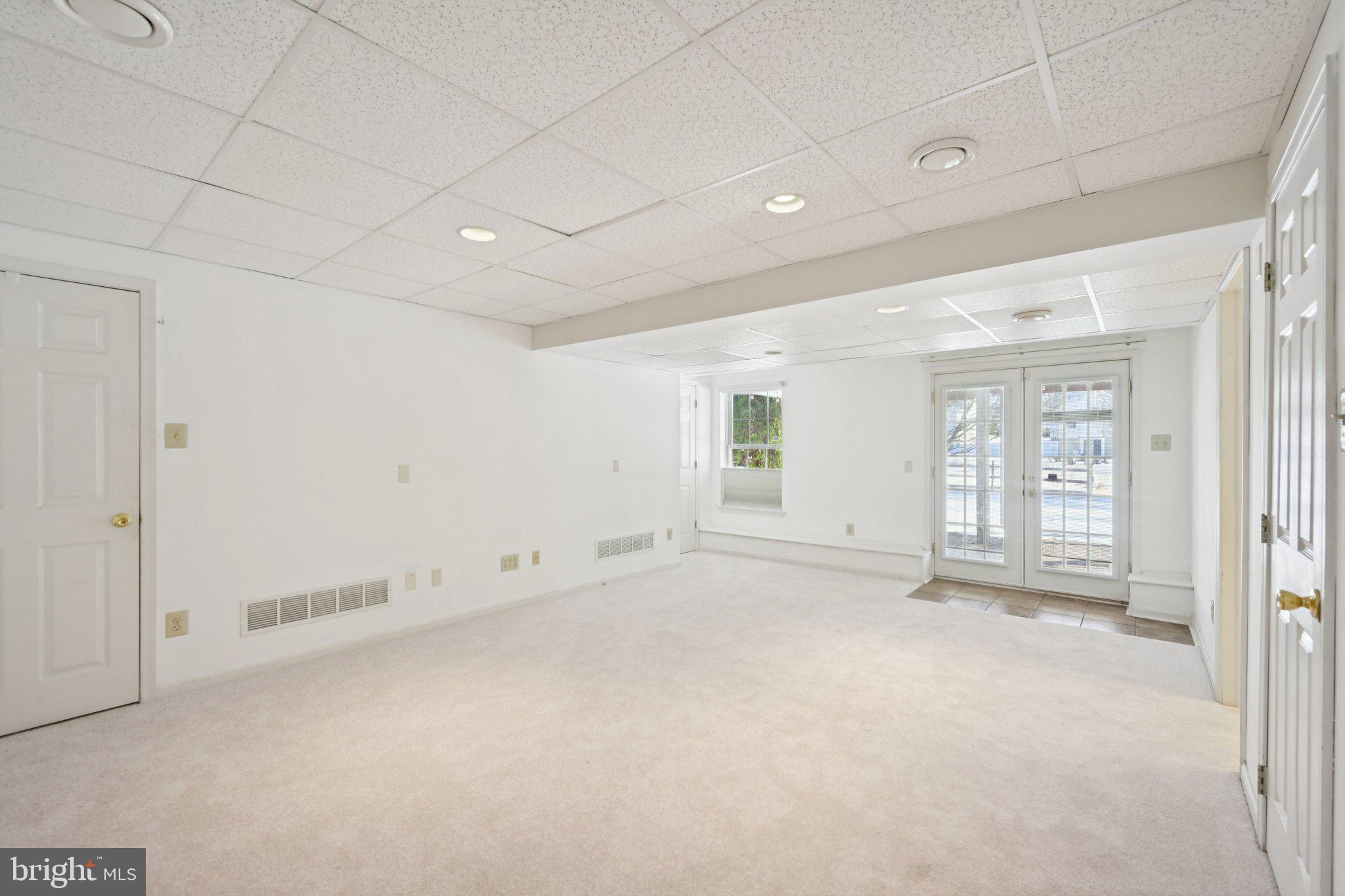 CRANBERRY ESTATES - Residential