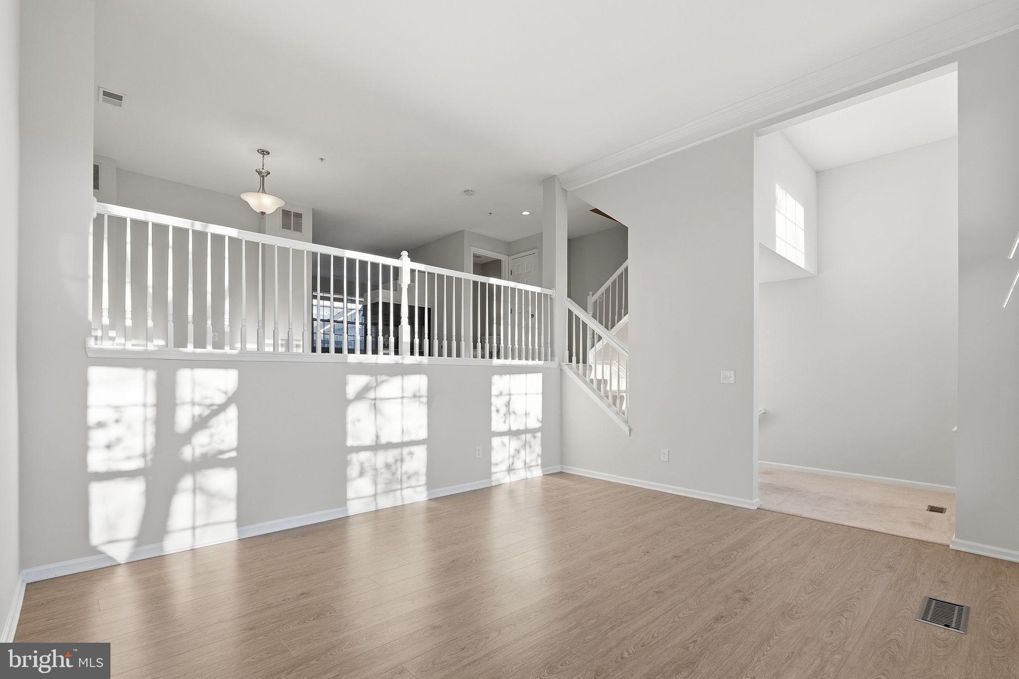 1881 CRESCENT PARK DRIVE