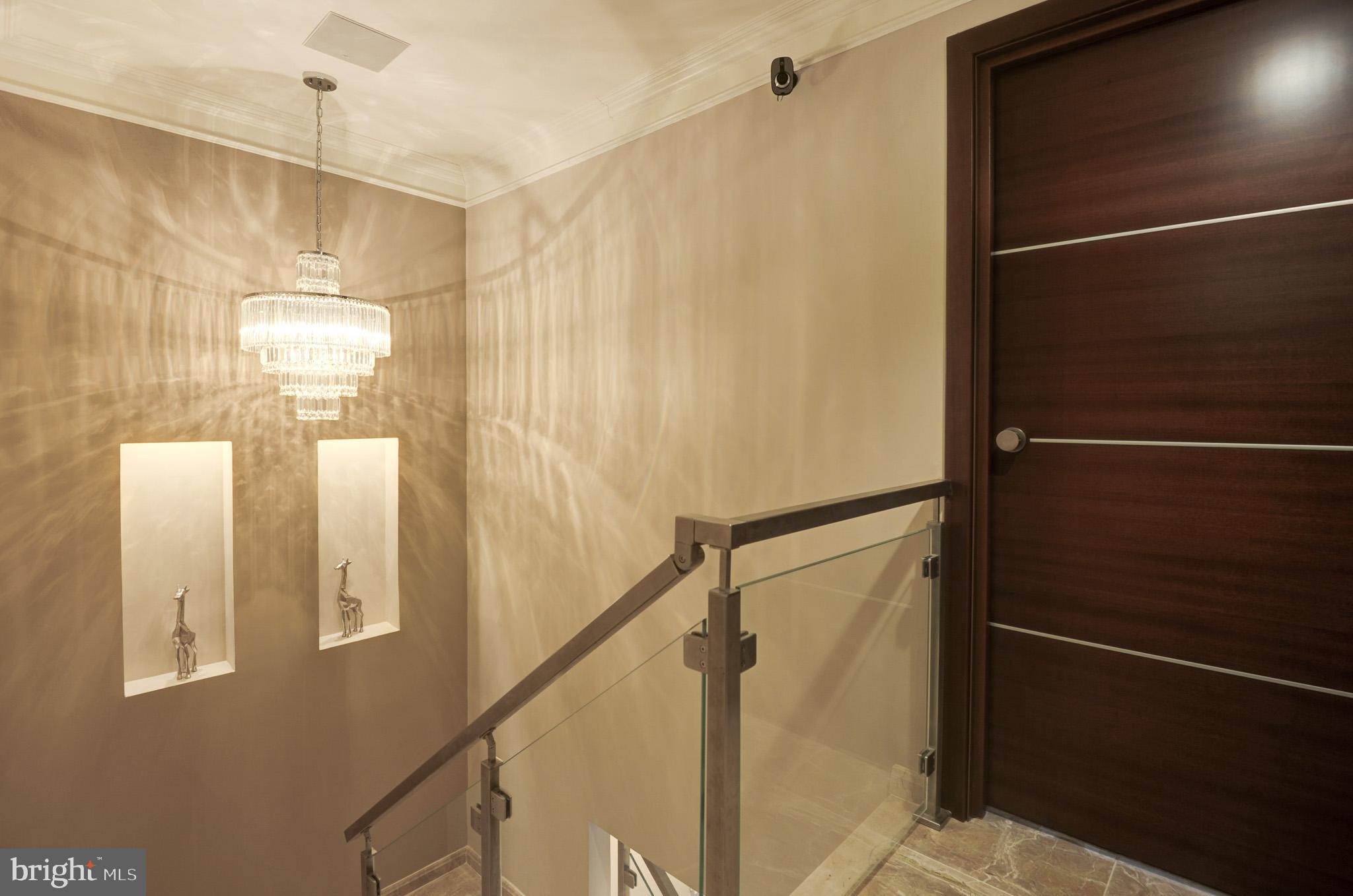 ATRIUM CONDO - Residential