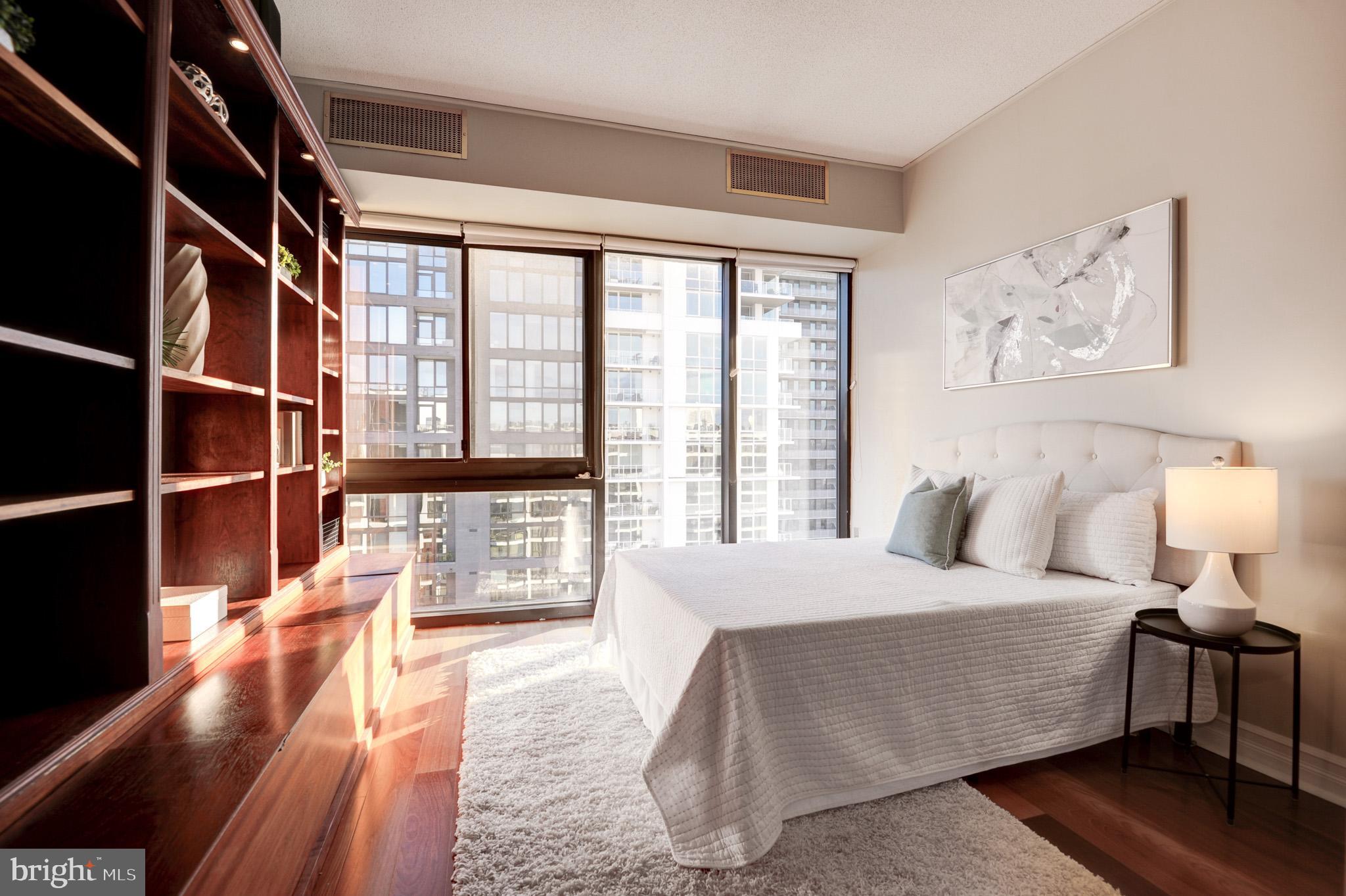 ATRIUM CONDO - Residential