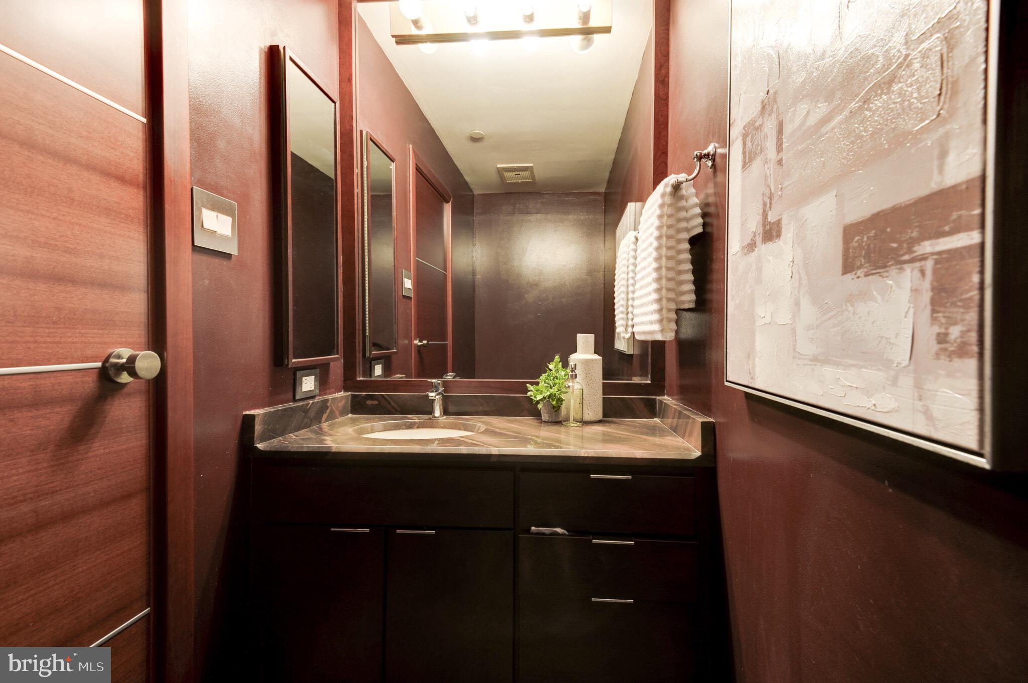 ATRIUM CONDO - Residential