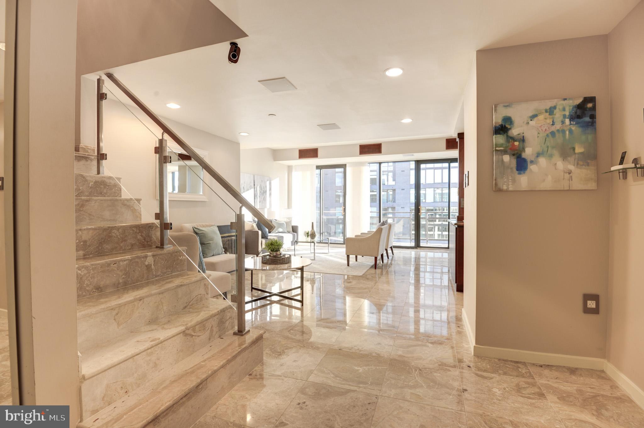 ATRIUM CONDO - Residential