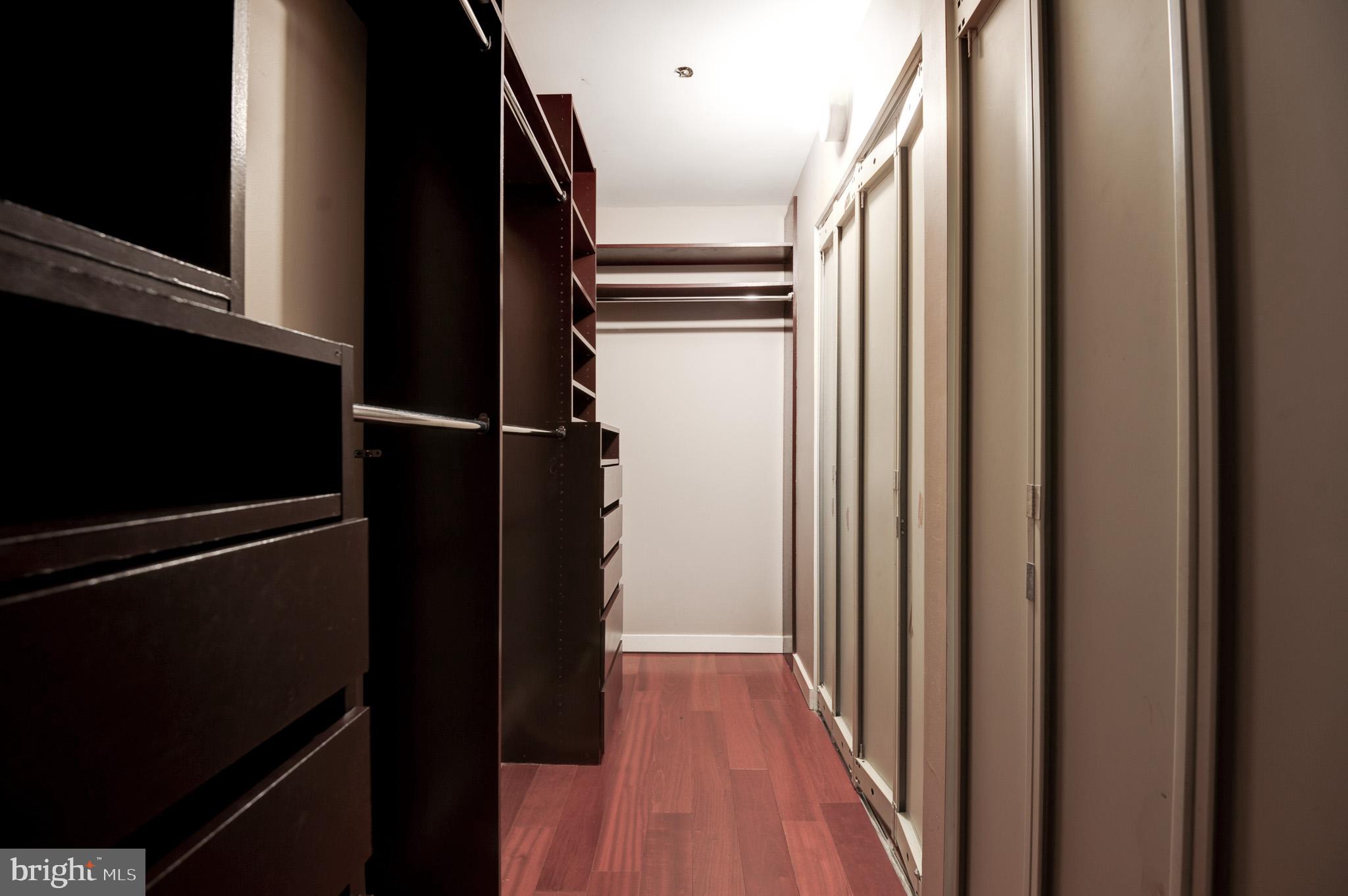 ATRIUM CONDO - Residential