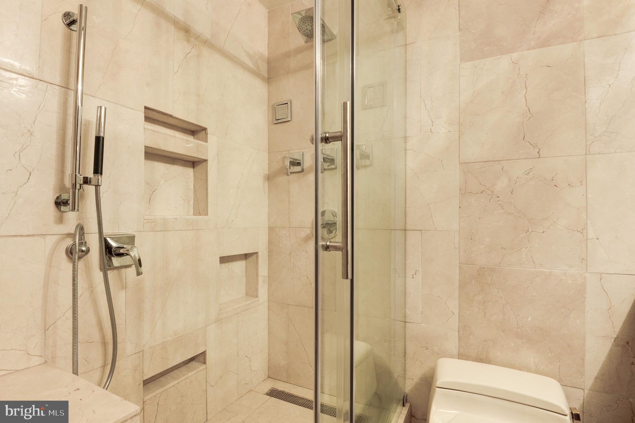 ATRIUM CONDO - Residential