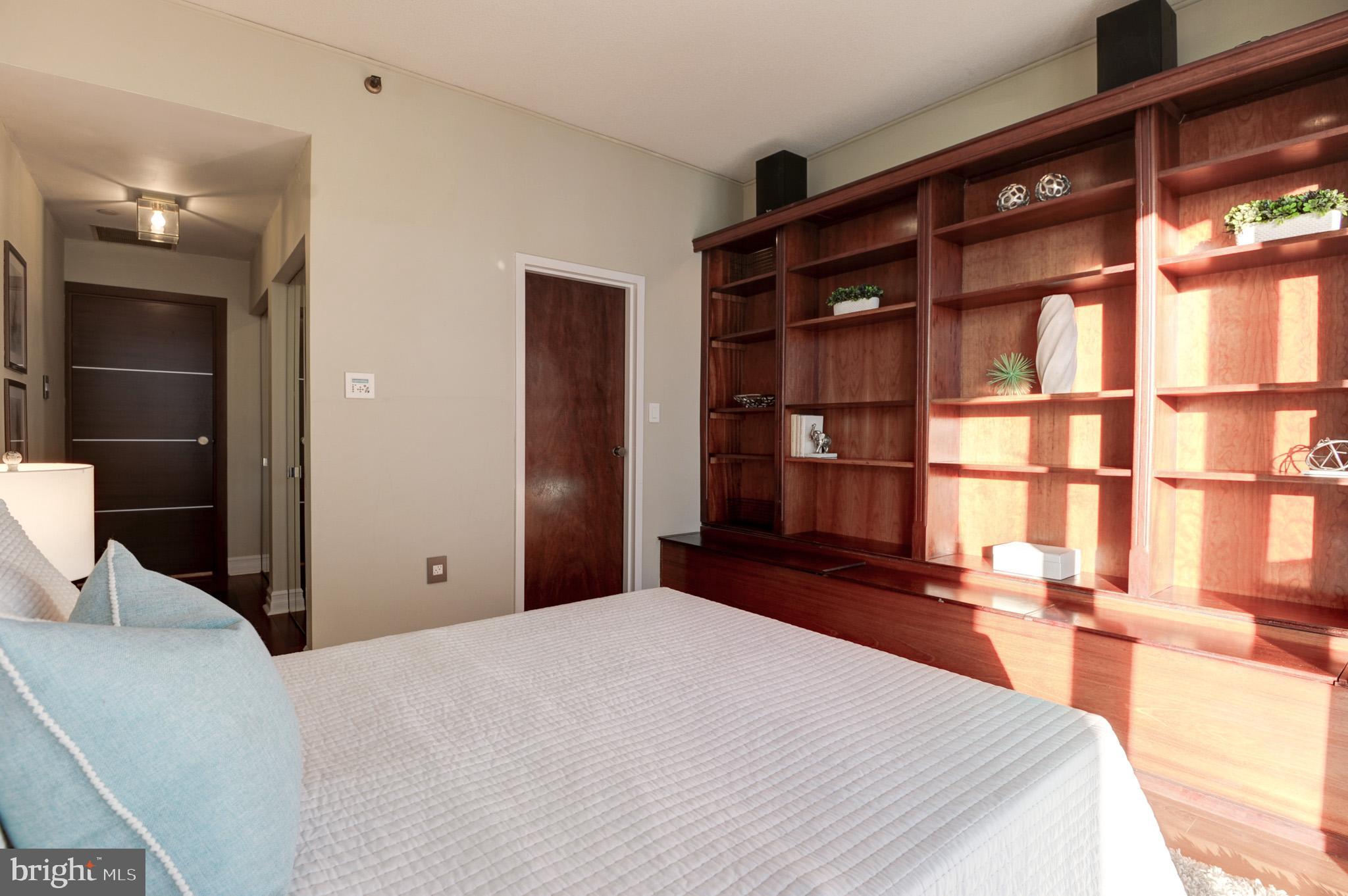 ATRIUM CONDO - Residential