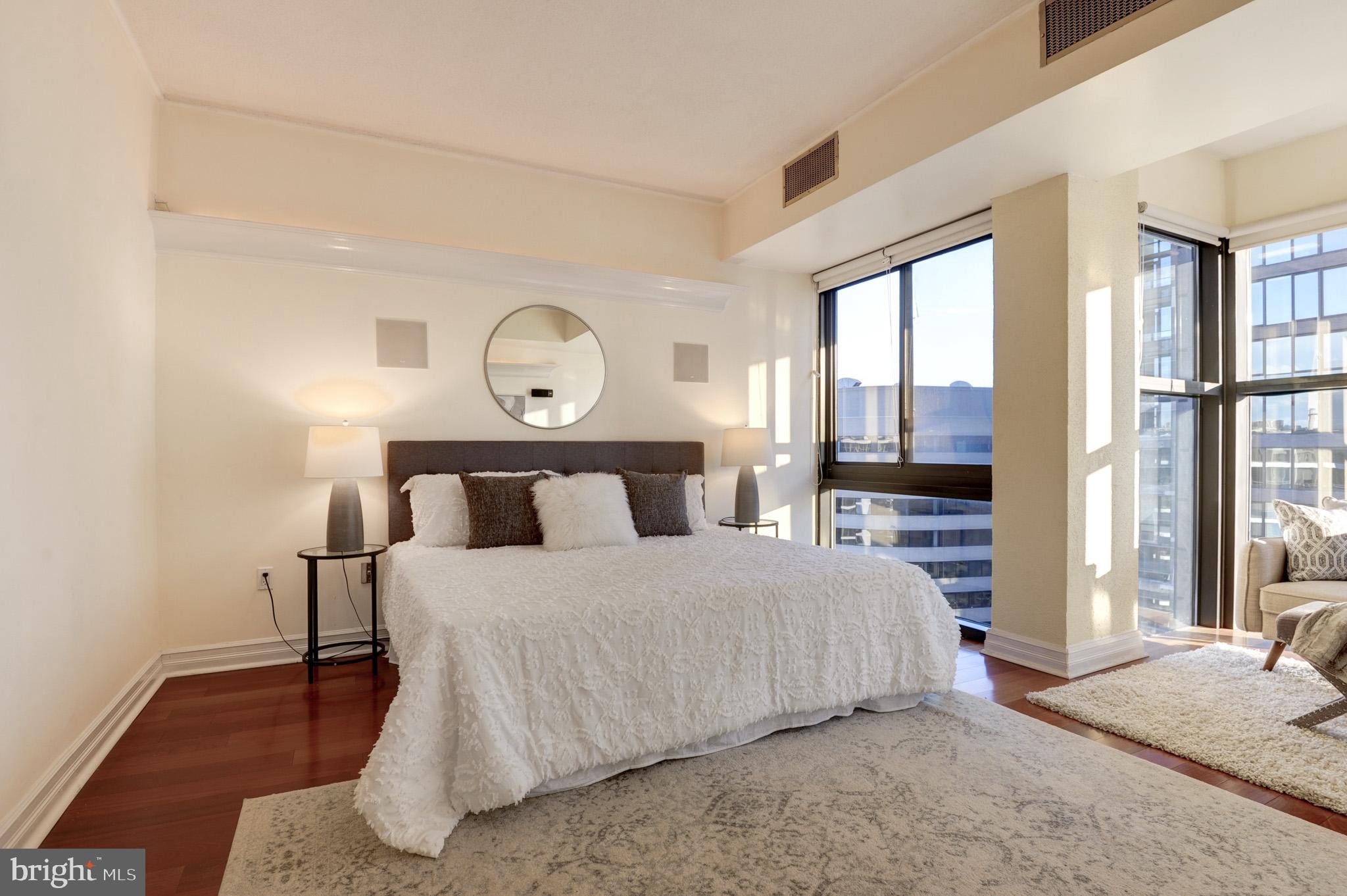 ATRIUM CONDO - Residential