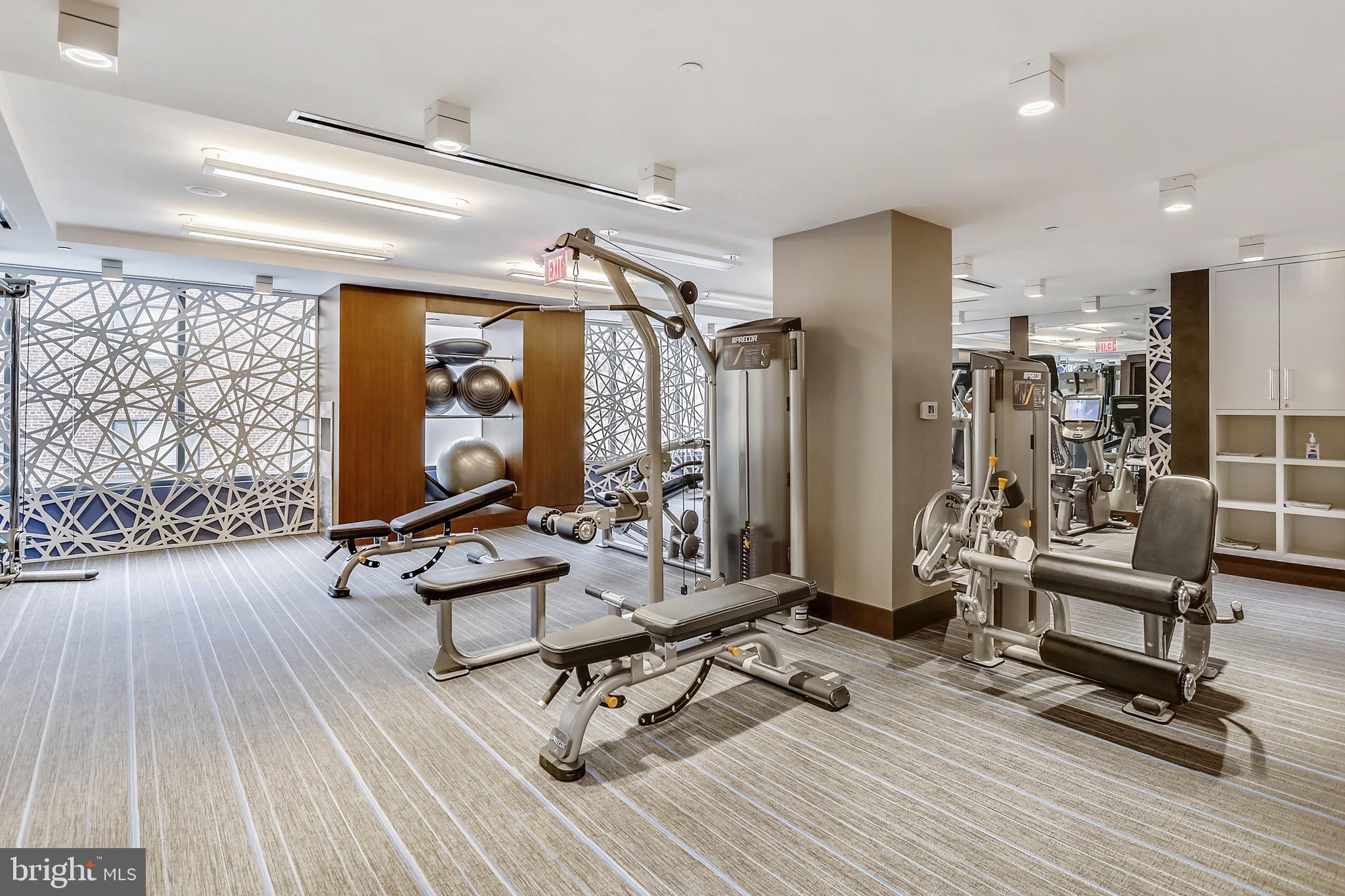 STONEHALL - Residential