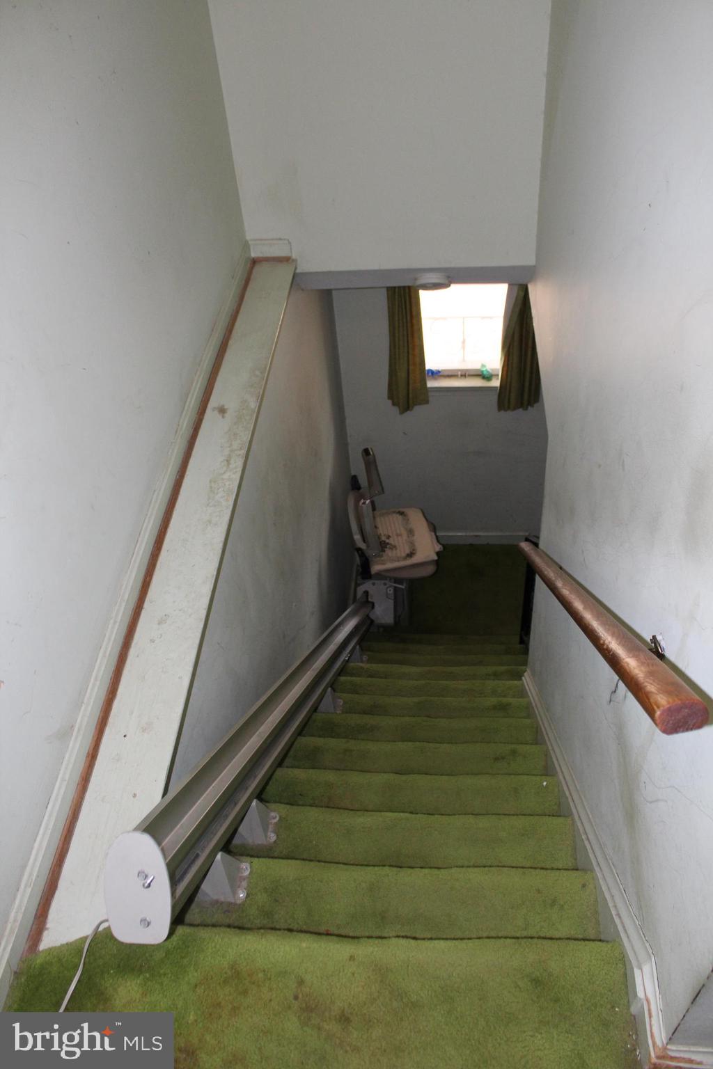 WEST SPRINGFIELD VILLAGE - Residential