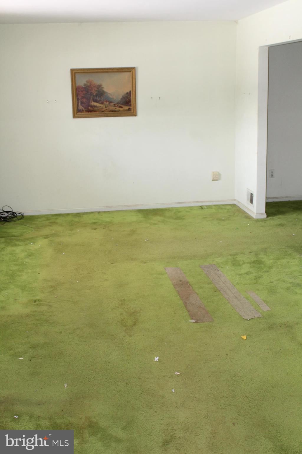 WEST SPRINGFIELD VILLAGE - Residential