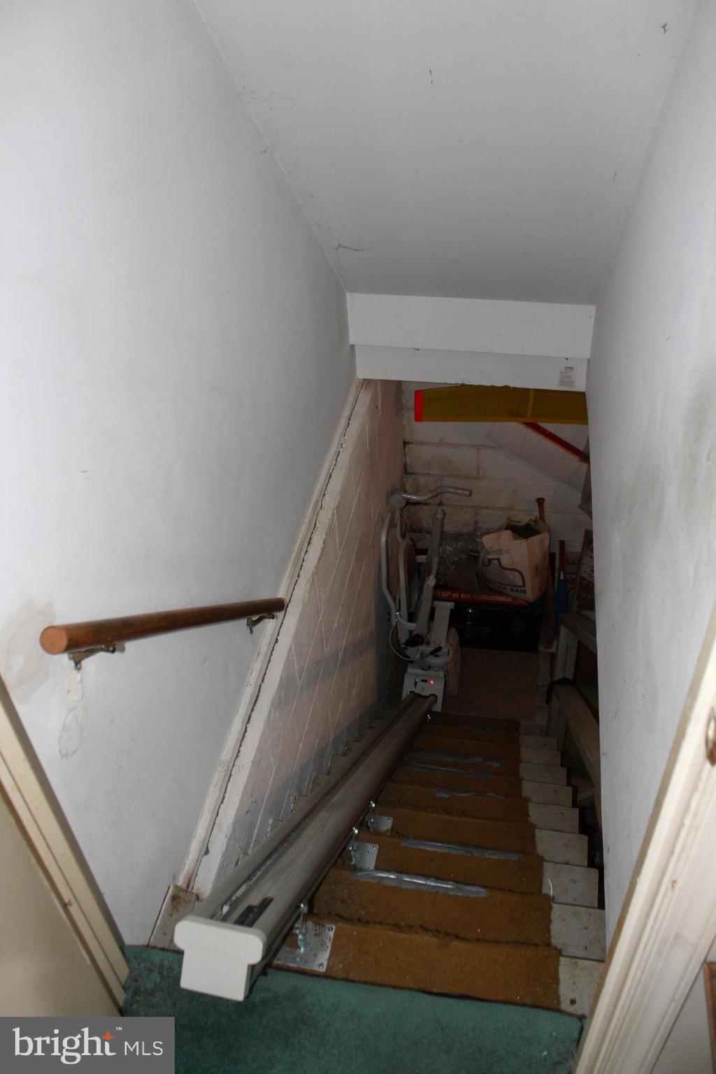 WEST SPRINGFIELD VILLAGE - Residential