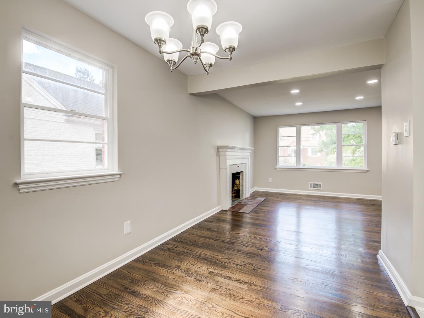 HILLCREST GARDENS - Residential