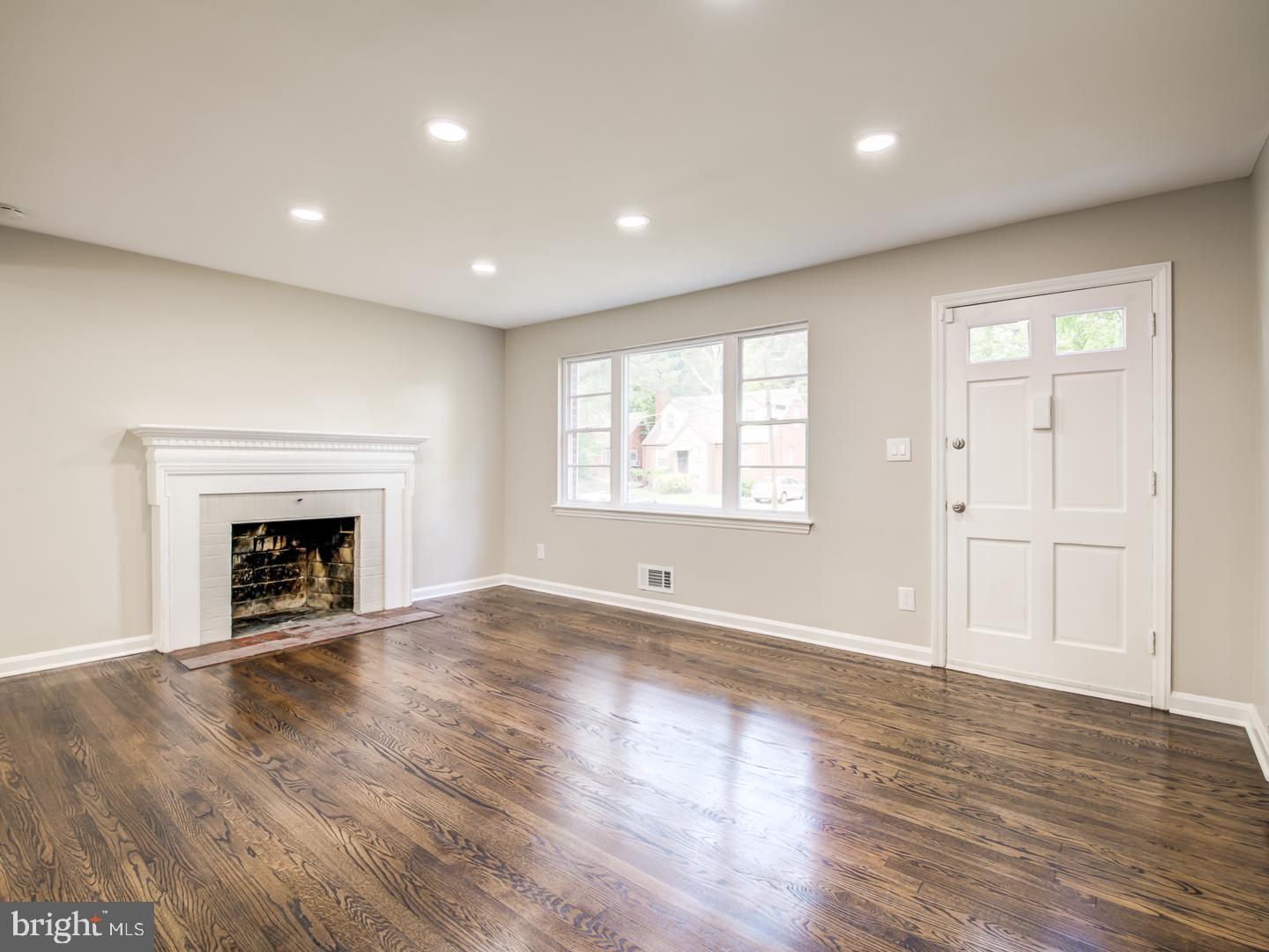 HILLCREST GARDENS - Residential