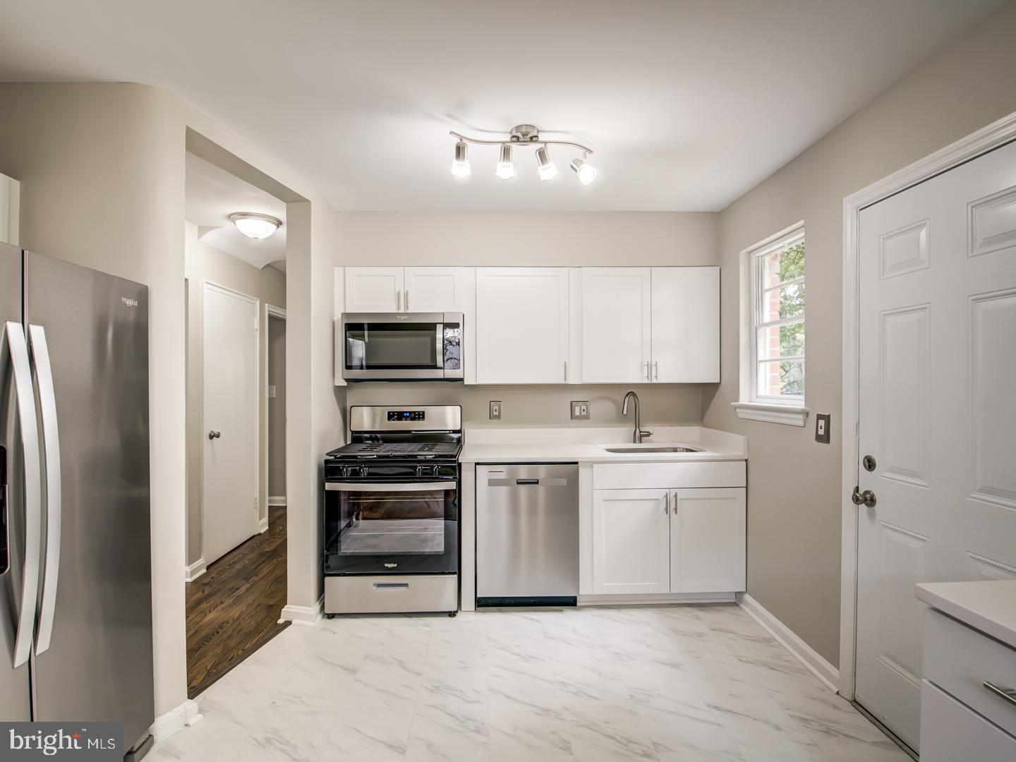 HILLCREST GARDENS - Residential