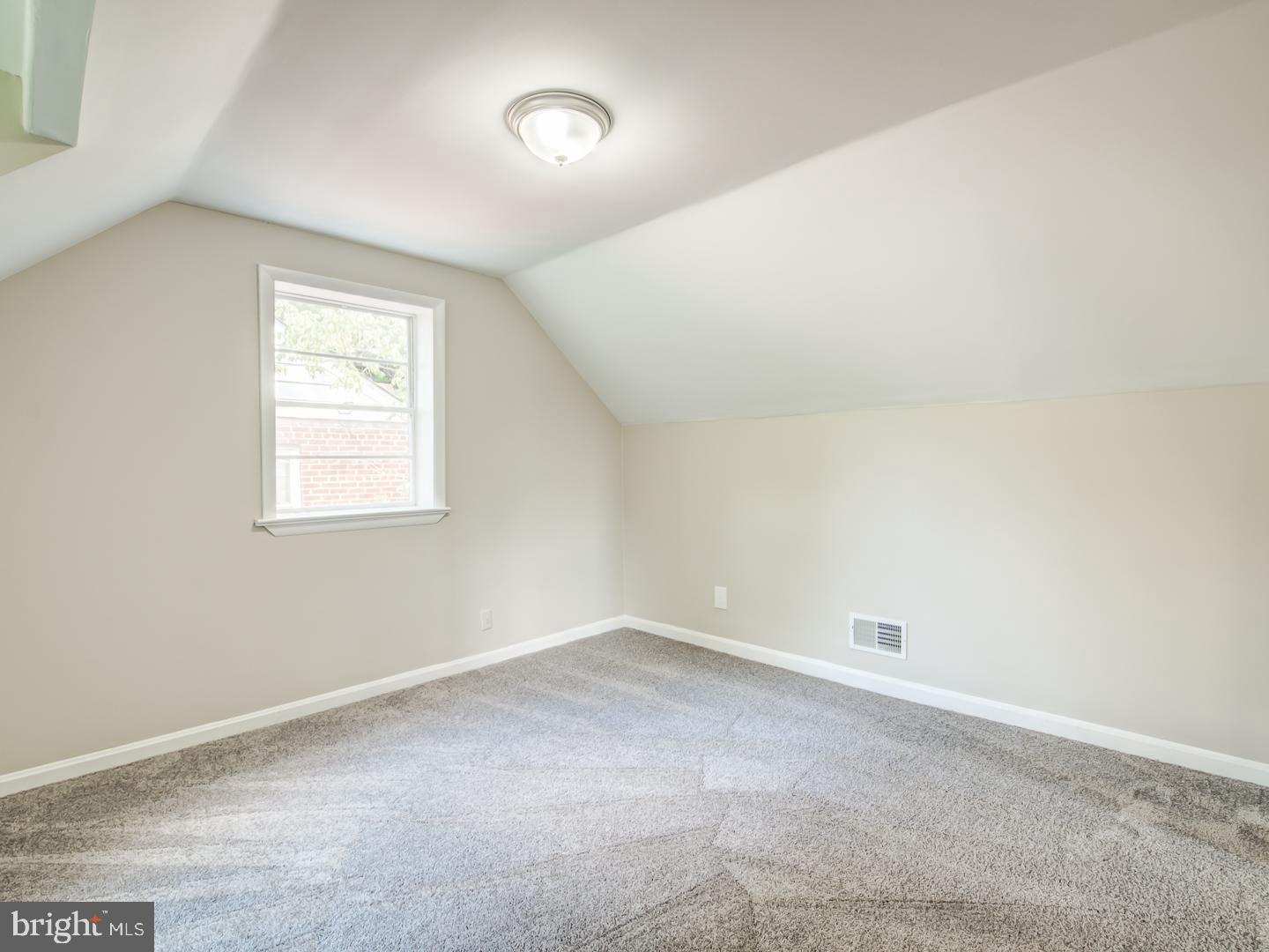 HILLCREST GARDENS - Residential